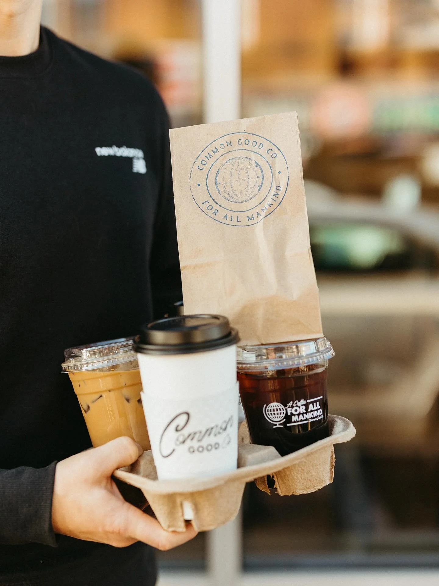 weekday NECESSITIES 

Tag a friend or a coworker who owes you a coffee run! 😉☕️🏃🏽

__________
#coffee #coffeerun #coffeeshop #coffeeshopsofboston #waltham #moodystreet #coffeetime