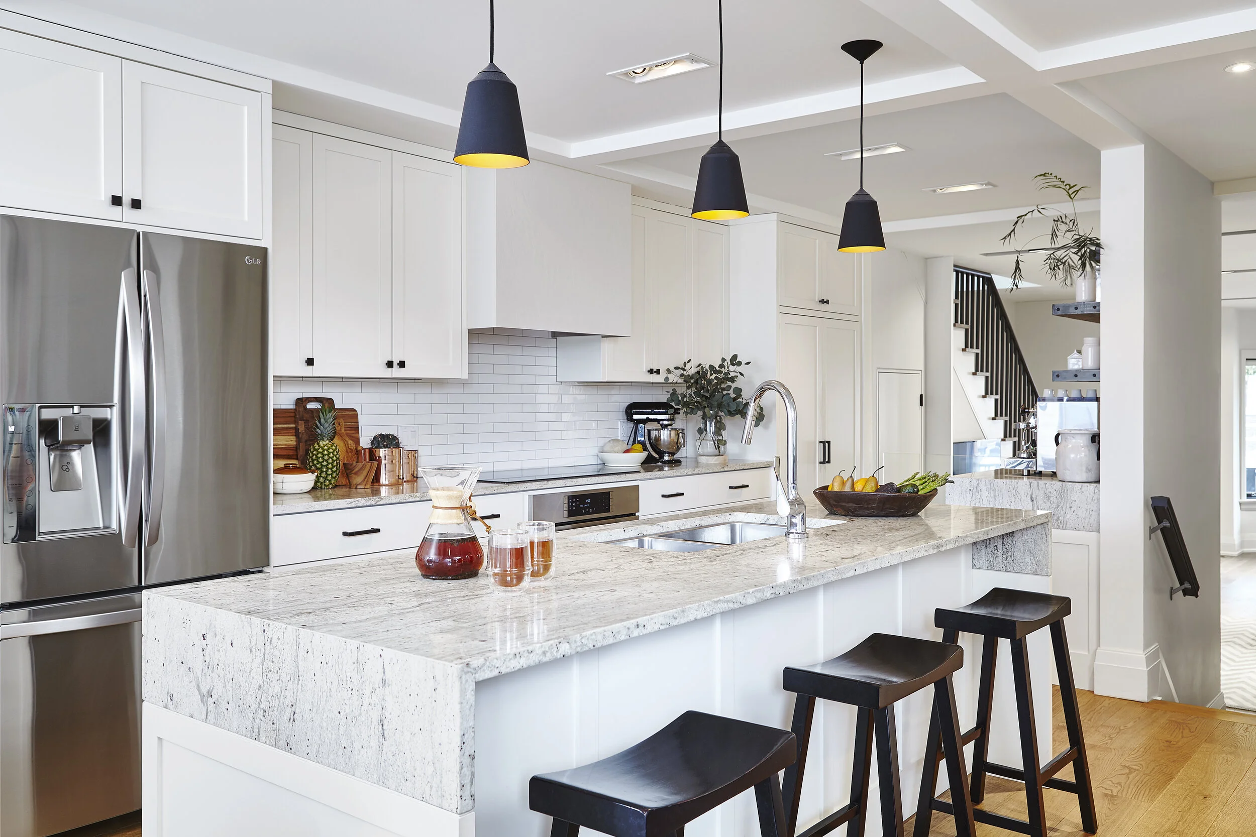 Custom white Kitchen Design Beauparlant