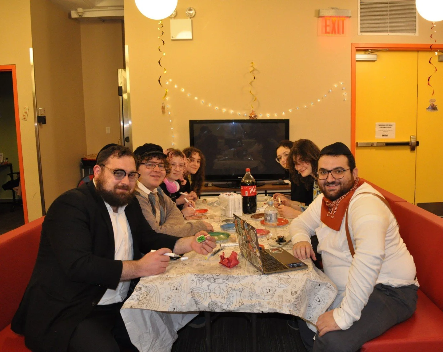 Recap of Greek Out at @queens_hillel 🕎 ⁠
⁠
Our students celebrated the Festival of Lights by dressing up as their favorite Greek myths, enjoying delicious food, and competing in fun activities like the Dreidel Colosseum. ⁠
⁠
#queenshillel #hillel #s