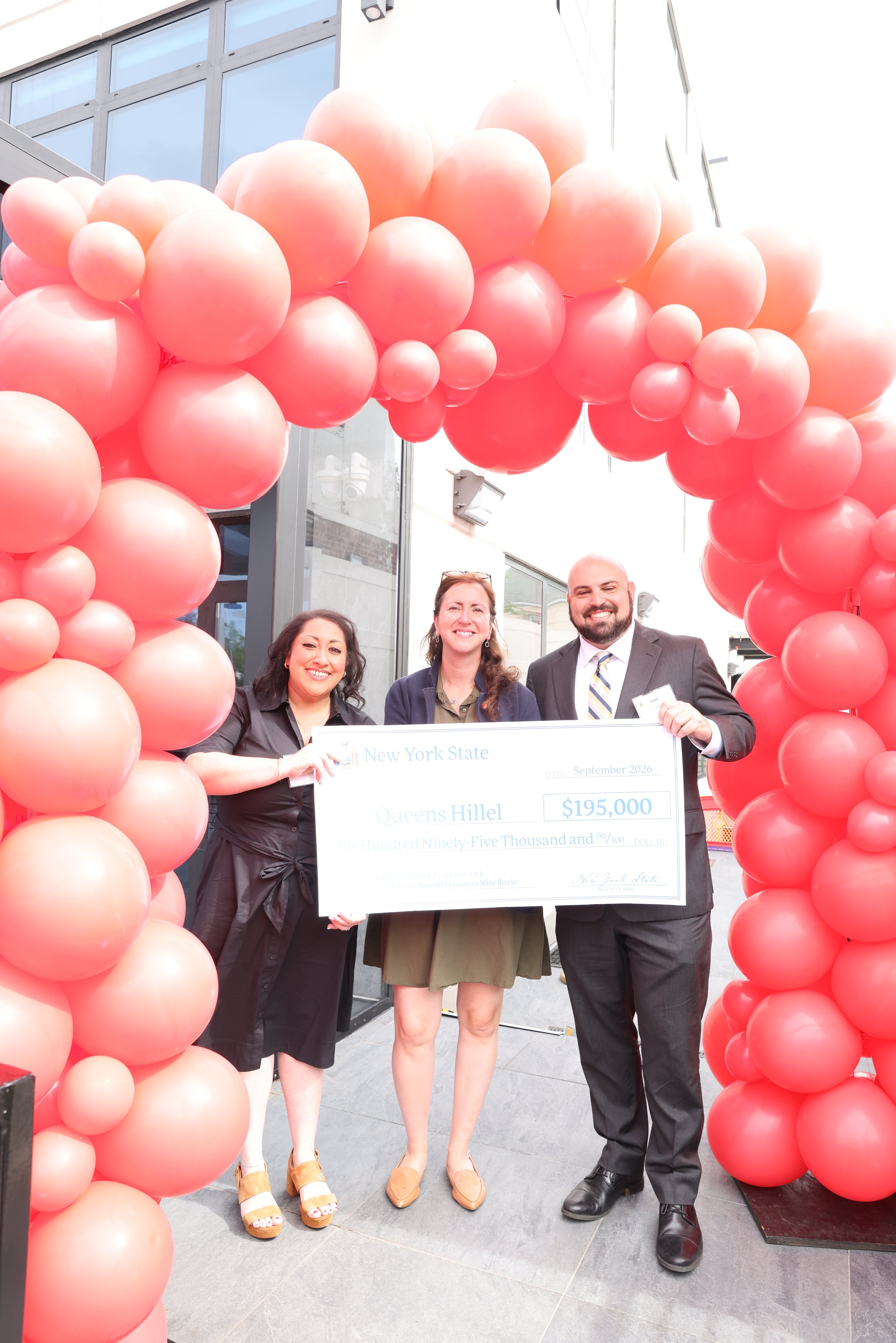 Queens Hillel Opens New Student Hub