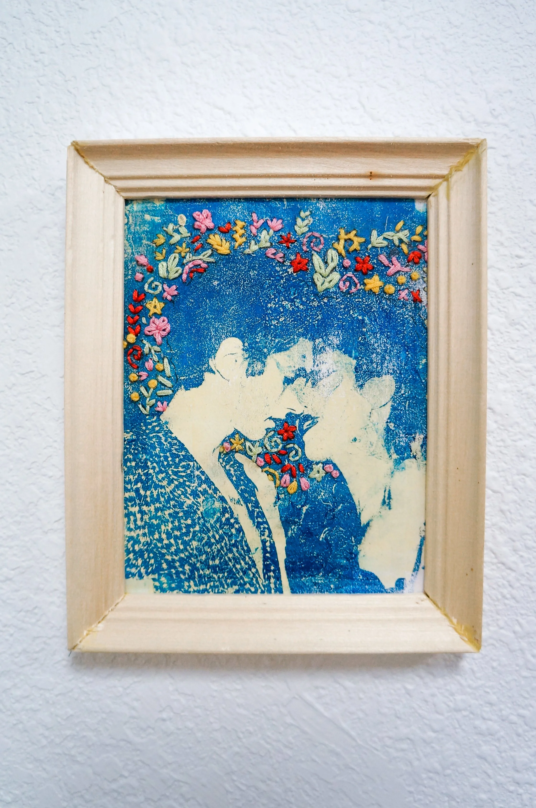 Romanticism Is The Hill to Die On
Approx. 4” x 6”
Gelplate image transfer on paper with embroidery
$85
