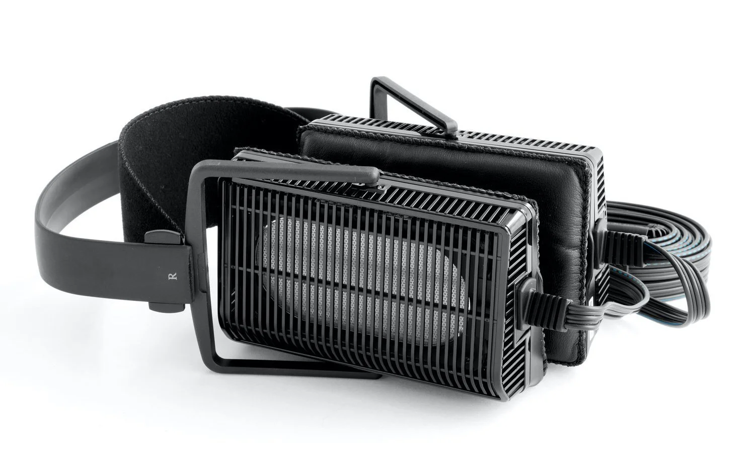 STAX-L300d3-HERO.jpg.95c65c1a96468ee4b0160c5b05fade96.jpg