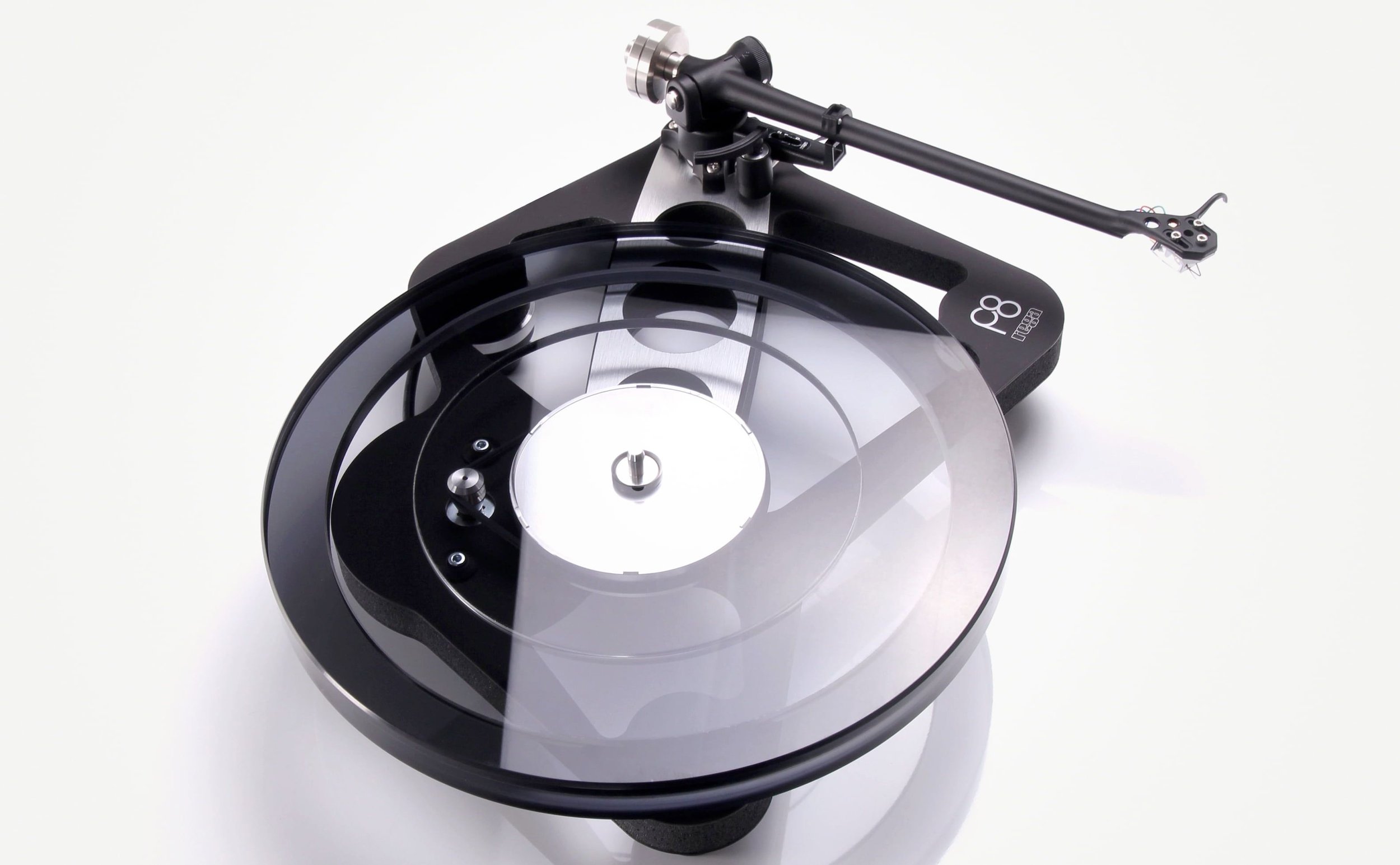REGA’S P8 TURNTABLE - REVIEW