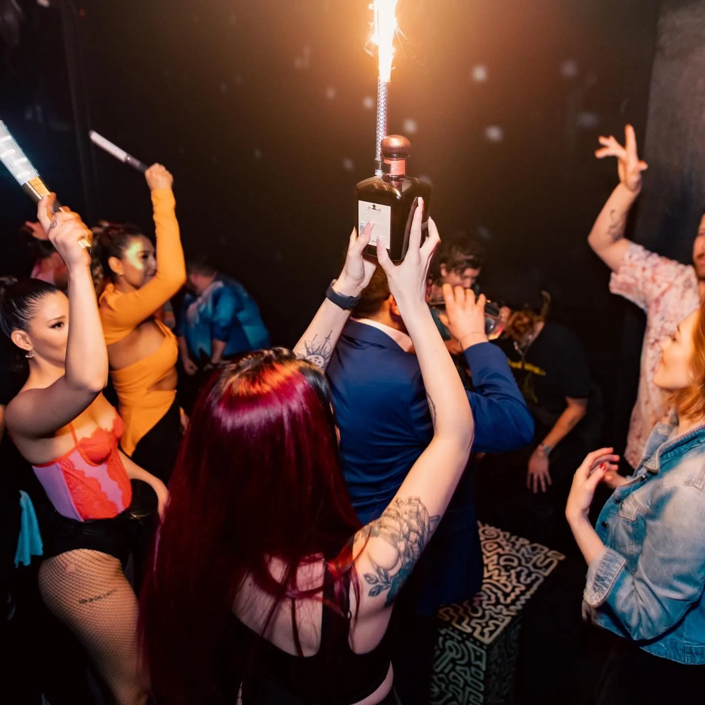 DP: BOTTLE GIVEAWAY 🚨 

It&rsquo;s that time again to give our pussy posse 🐙 a chance to win free bottle service to one of our shows of your choice this weekend at Discopussy 🍾 

It&rsquo;s a choose your own adventure with ELATION&rsquo;S final hu