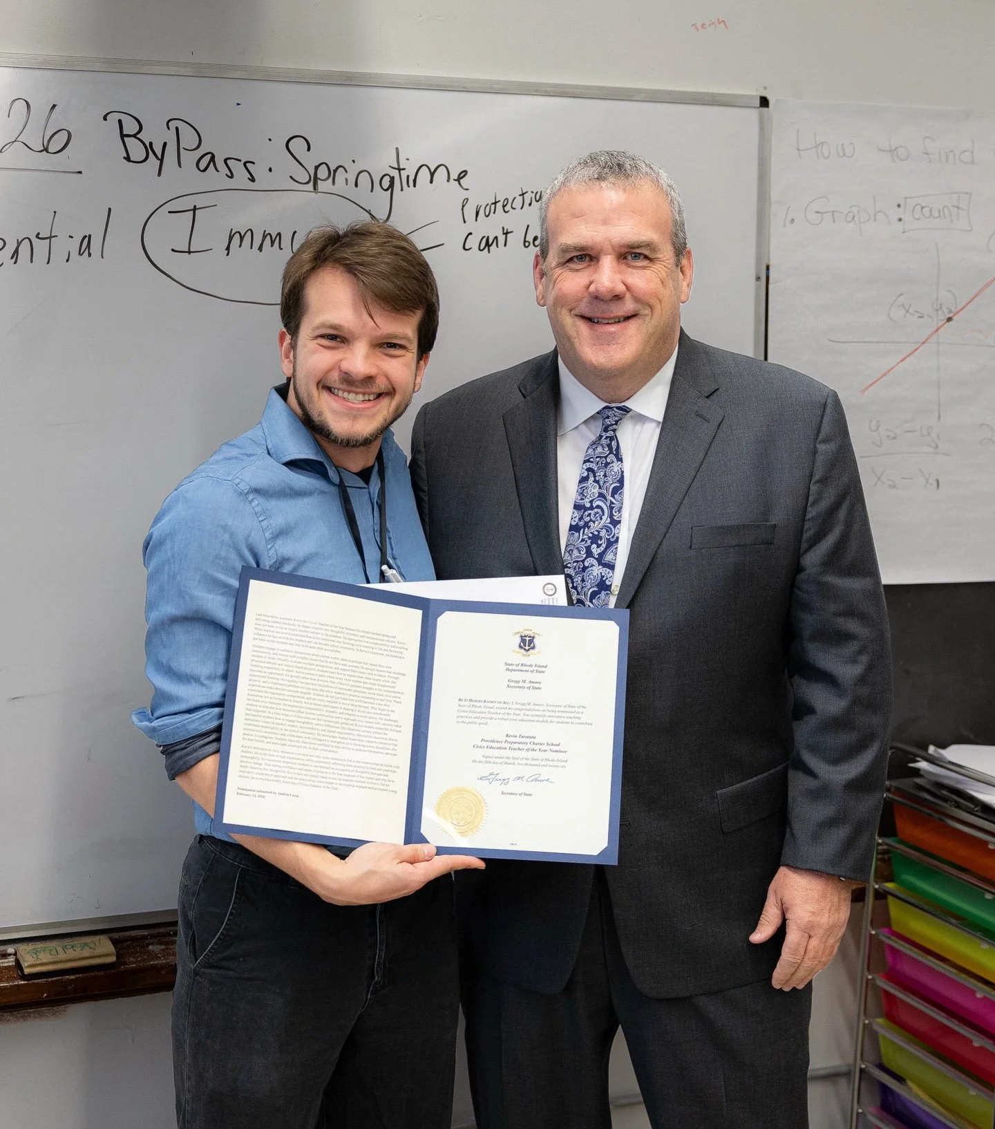 When the impact speaks for itself 👏✨
Mr. Taratuta = Civics Teacher of the Year nominee 🇺🇸 

#rhodeisland #rhodeislanddepartmentofeducation #education #teacher