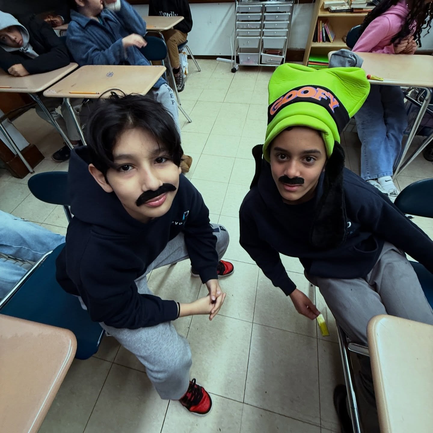 Kicking off our first day of spirit week with favorite hat day! 👒🧢🤠