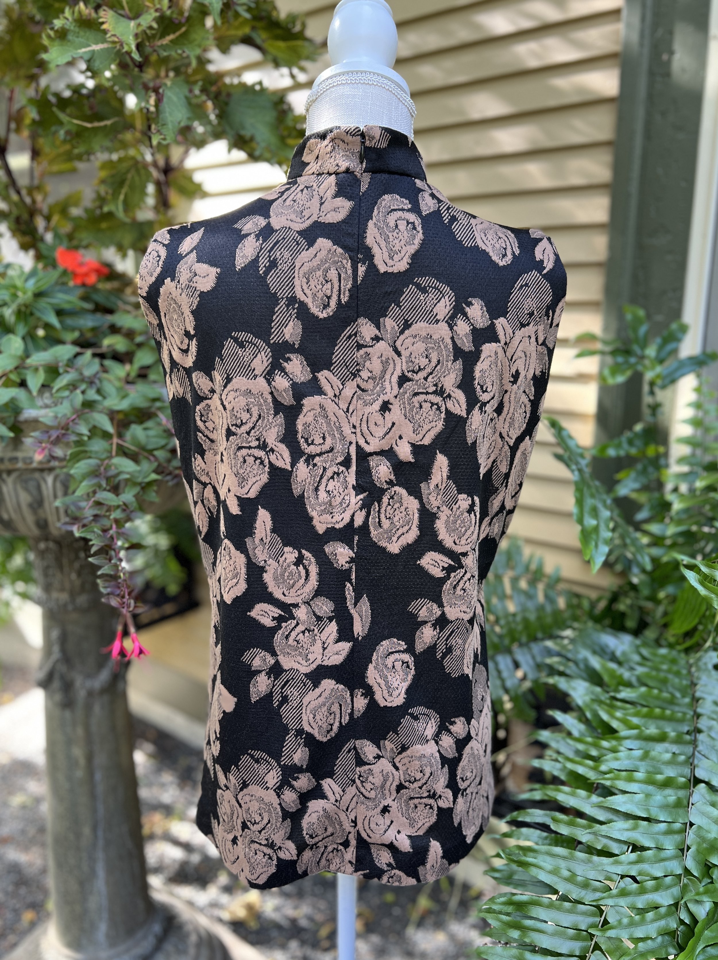 rose vest:back:website.jpg