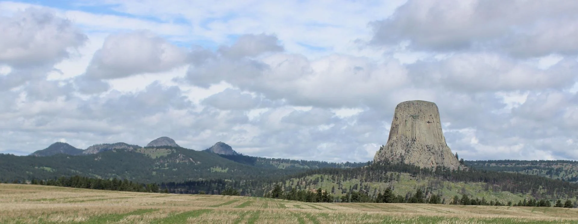 devilstowerpanoramicmobuttespreview.jpg