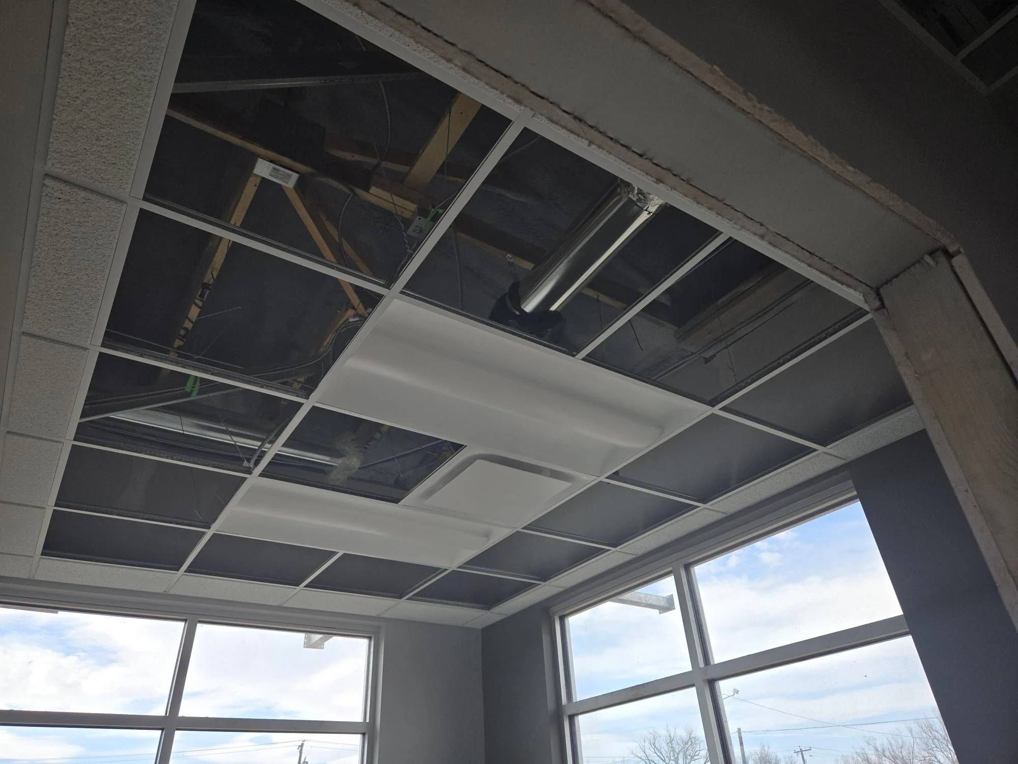 20250411_Ceilings---resume-border-tile_02 1.jpg