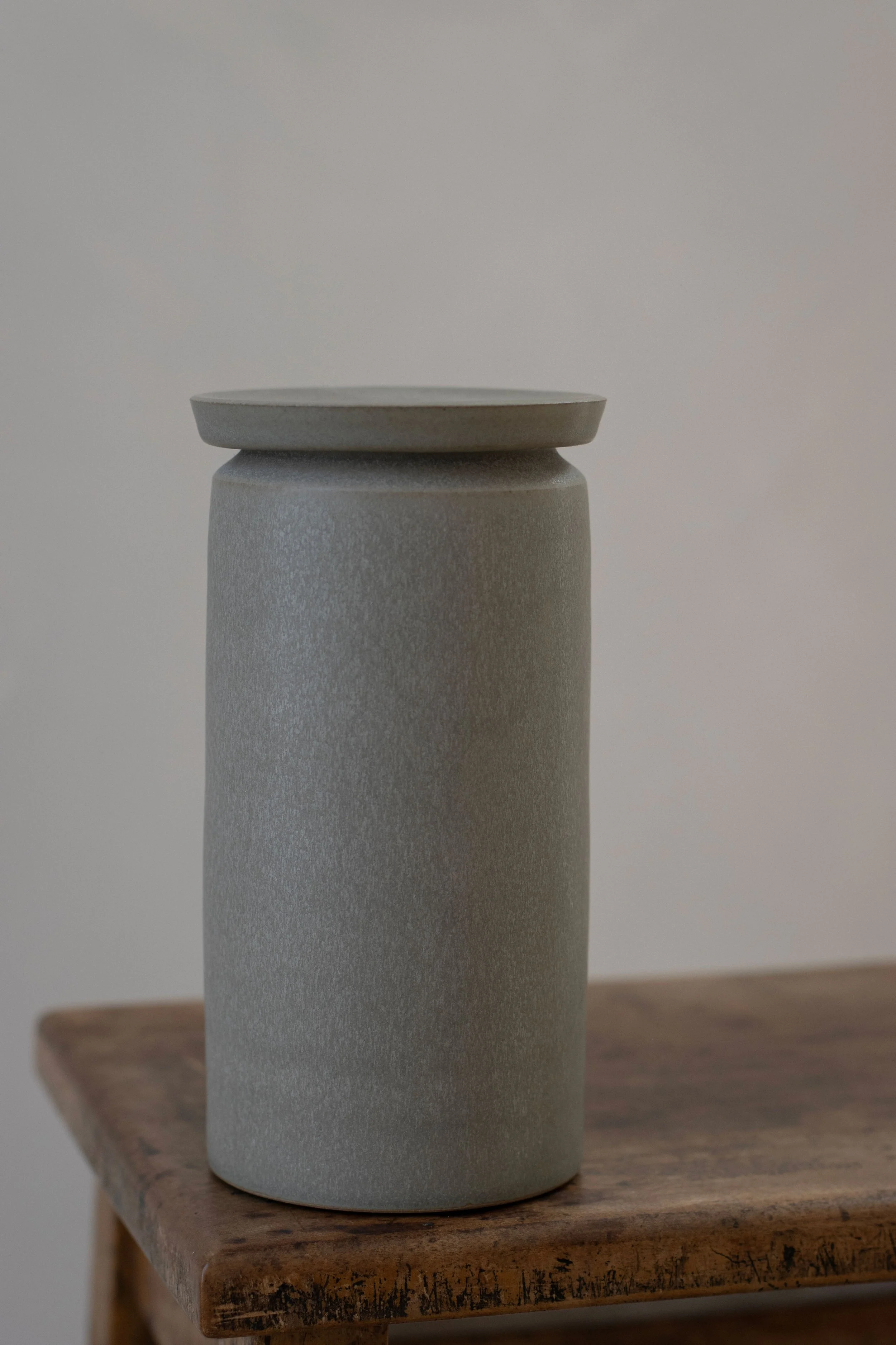 Tall Lidded Jar nº1 in Feather grey