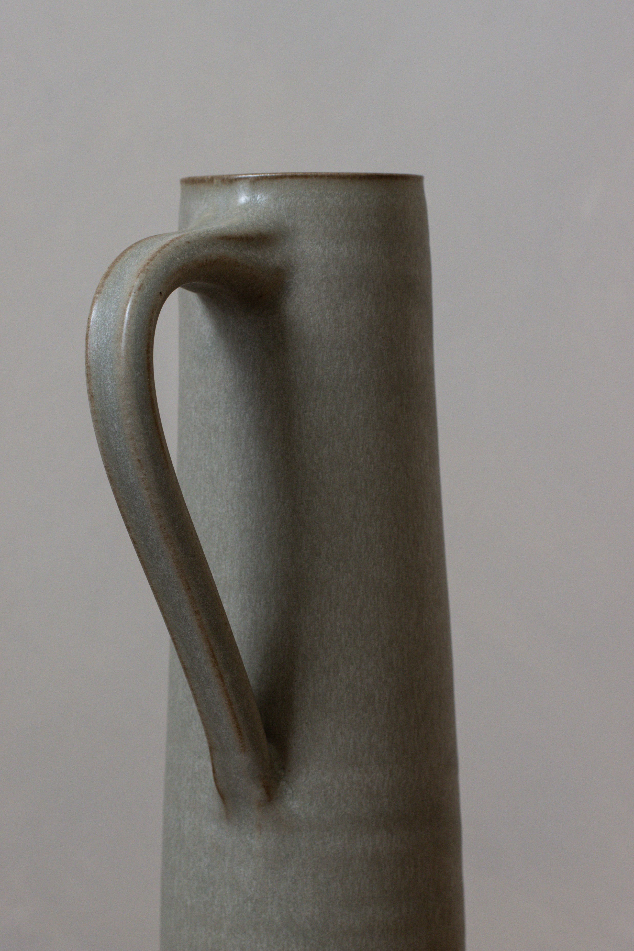 jug.fg.4.jpg