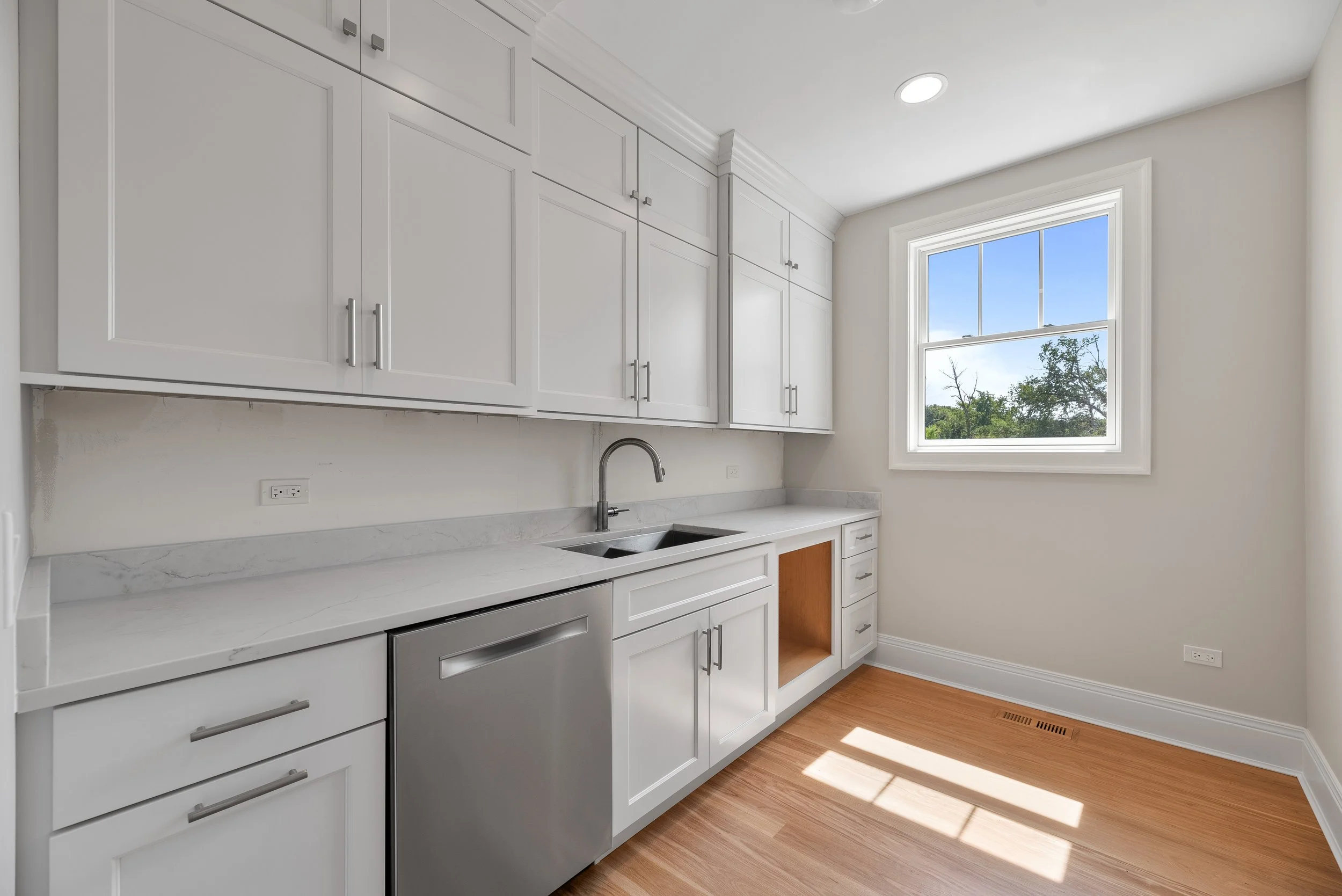 Back Kitchen Lot 9.jpg