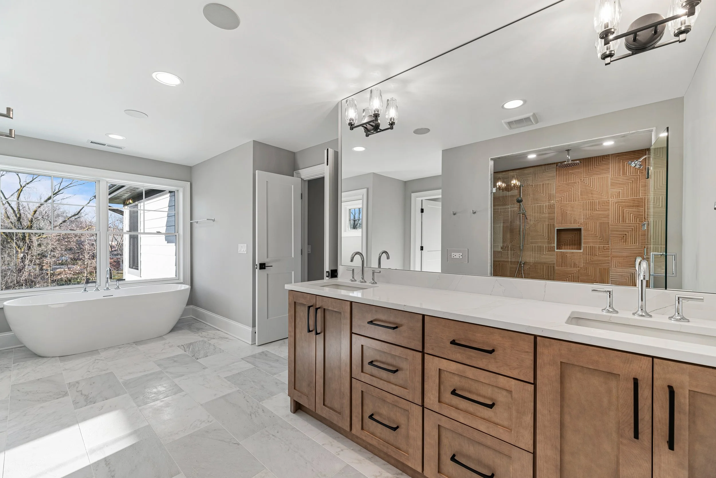 Master Bathroom Lot 2.jpg