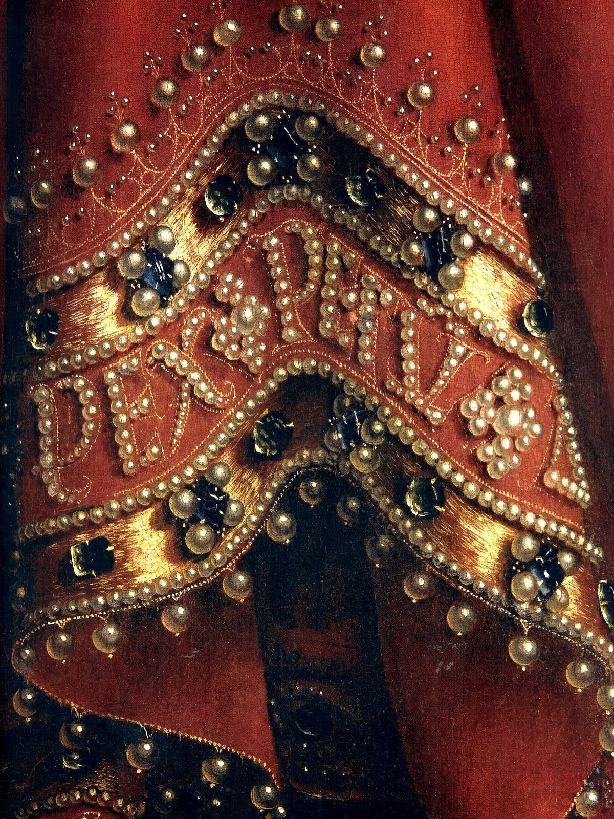 A good old fashioned inspiration post to recalibrate the eye &amp; nourish the vision. 
//
1: Ghent Altarpiece, detail (1432); Jan &amp; Hubert Van Eyck
2 &amp; 4: Ferdinando Scianna
3: Detail of a portrait of Francesco d&rsquo;Este by Rogier van der