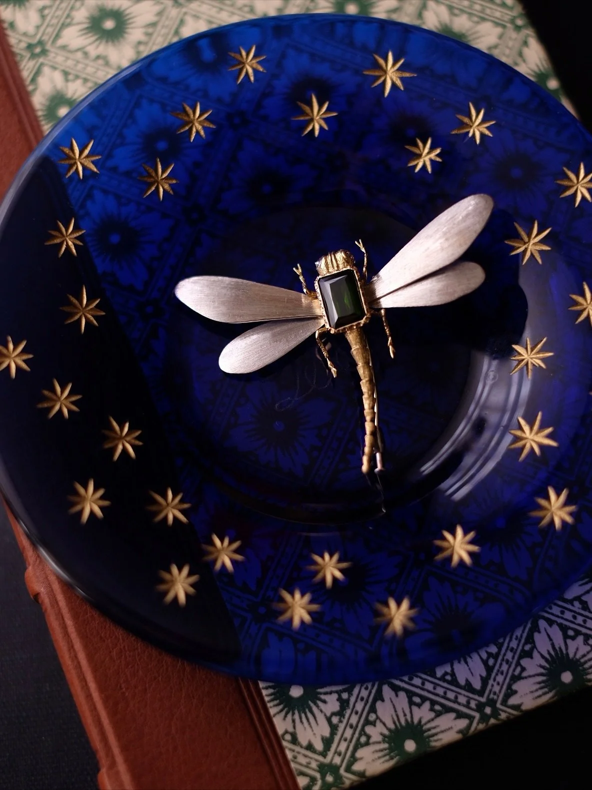 Gold, diamonds, texture and grace.
//
It&rsquo;s been the better part of a decade since we began working with Paolo Penko. It&rsquo;s about time that we begin sharing some of the magnificent work he has done over the past 40 years in the eorld of wom