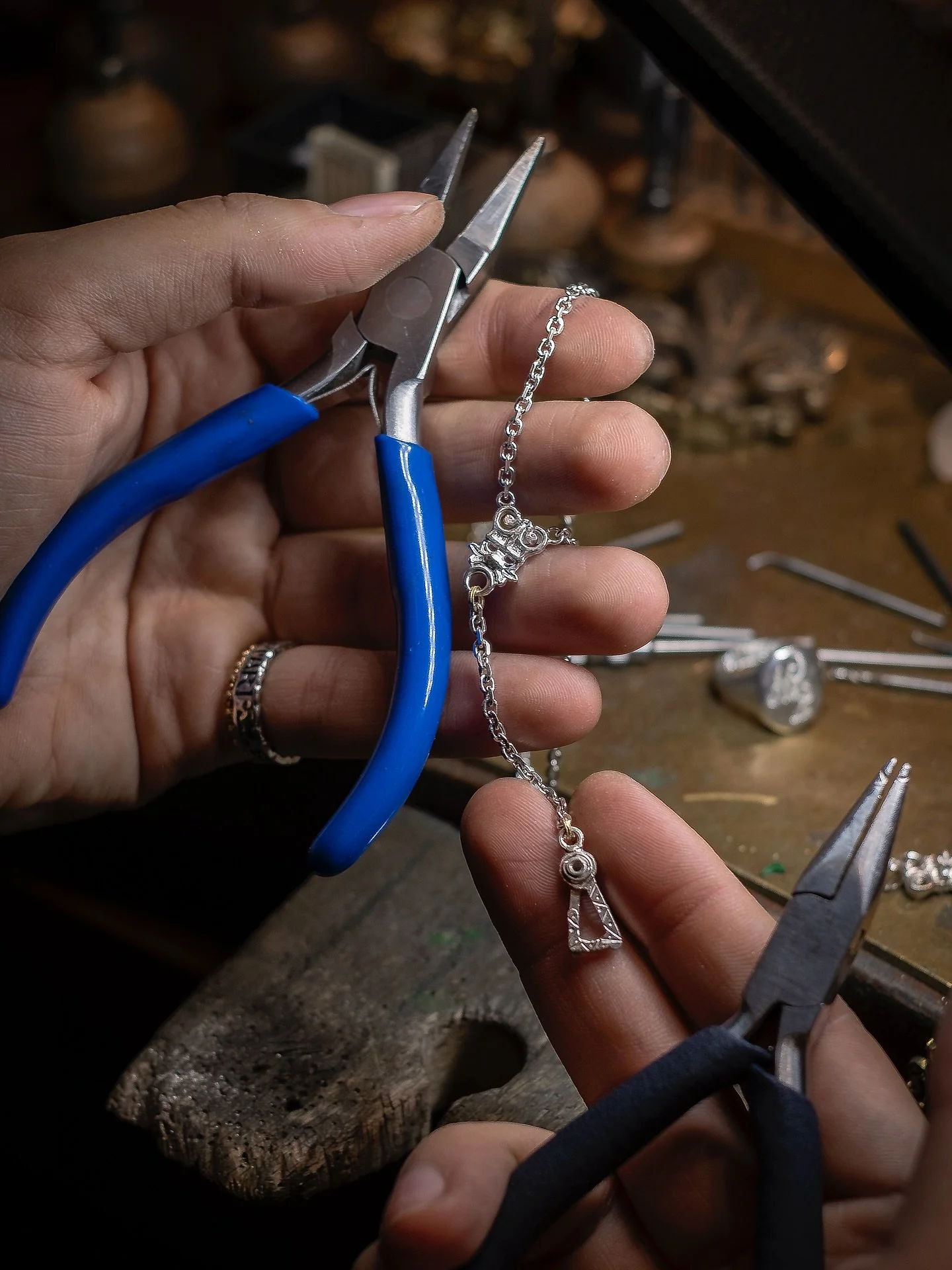 The &ldquo;Mascherone&rdquo; Chain
//
Inspired by American militaria, with a Renaissance twist, more than a simple chains, our &ldquo;Mascherone&rdquo; Chain is a receptacle of the stories and memories of a lifetime and generations. 
//
Designed by @