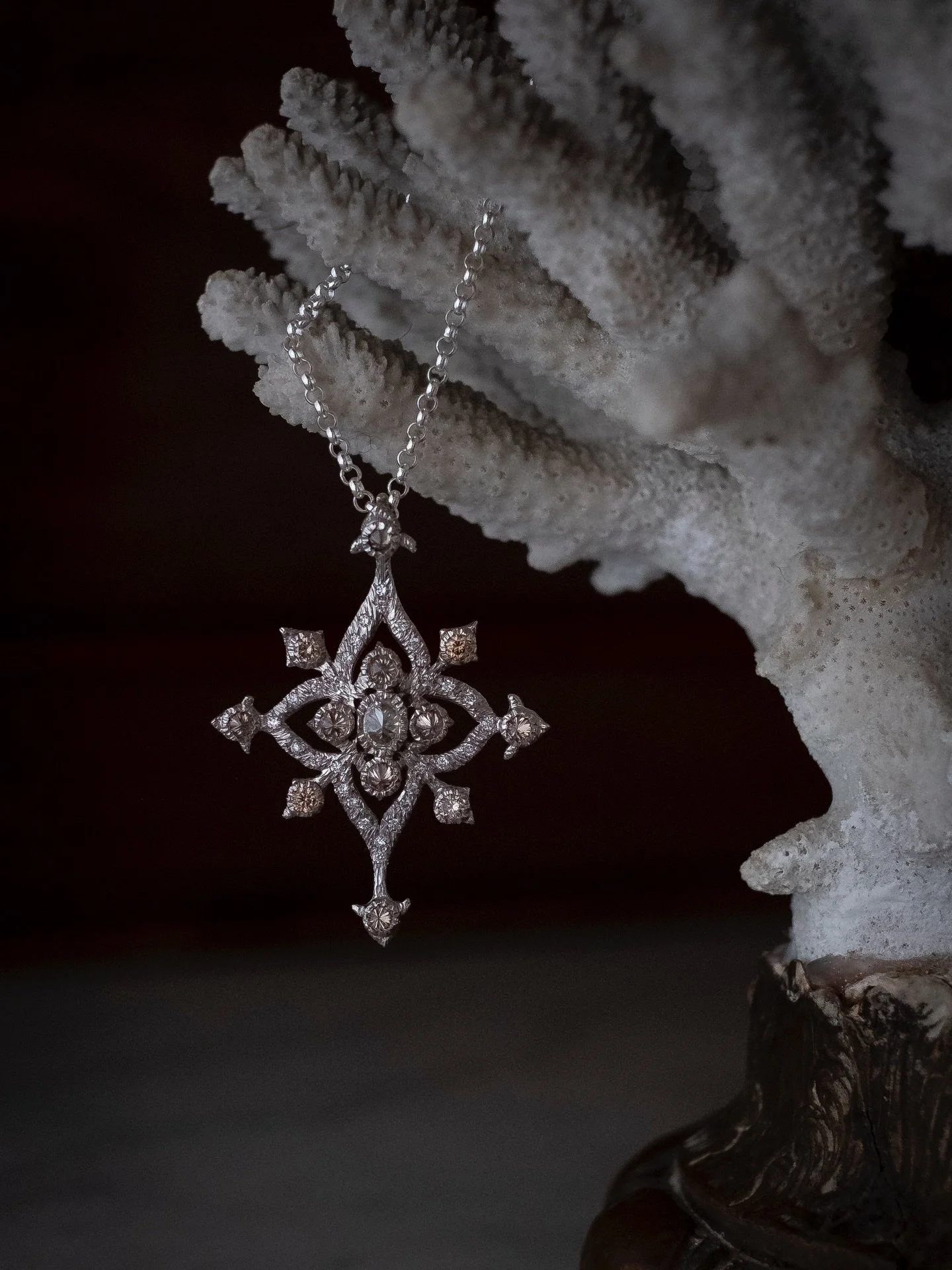 Fine Jewelry by Maestro Orafo Paolo Penko
//
Simply put, this is what it looks like when you&rsquo;ve absorbed the essence of &ldquo;the best&rdquo; and made it your own. 
//
Paolo Penko&rsquo;s Fine Jewelry collection, when viewed as a complete oeuv