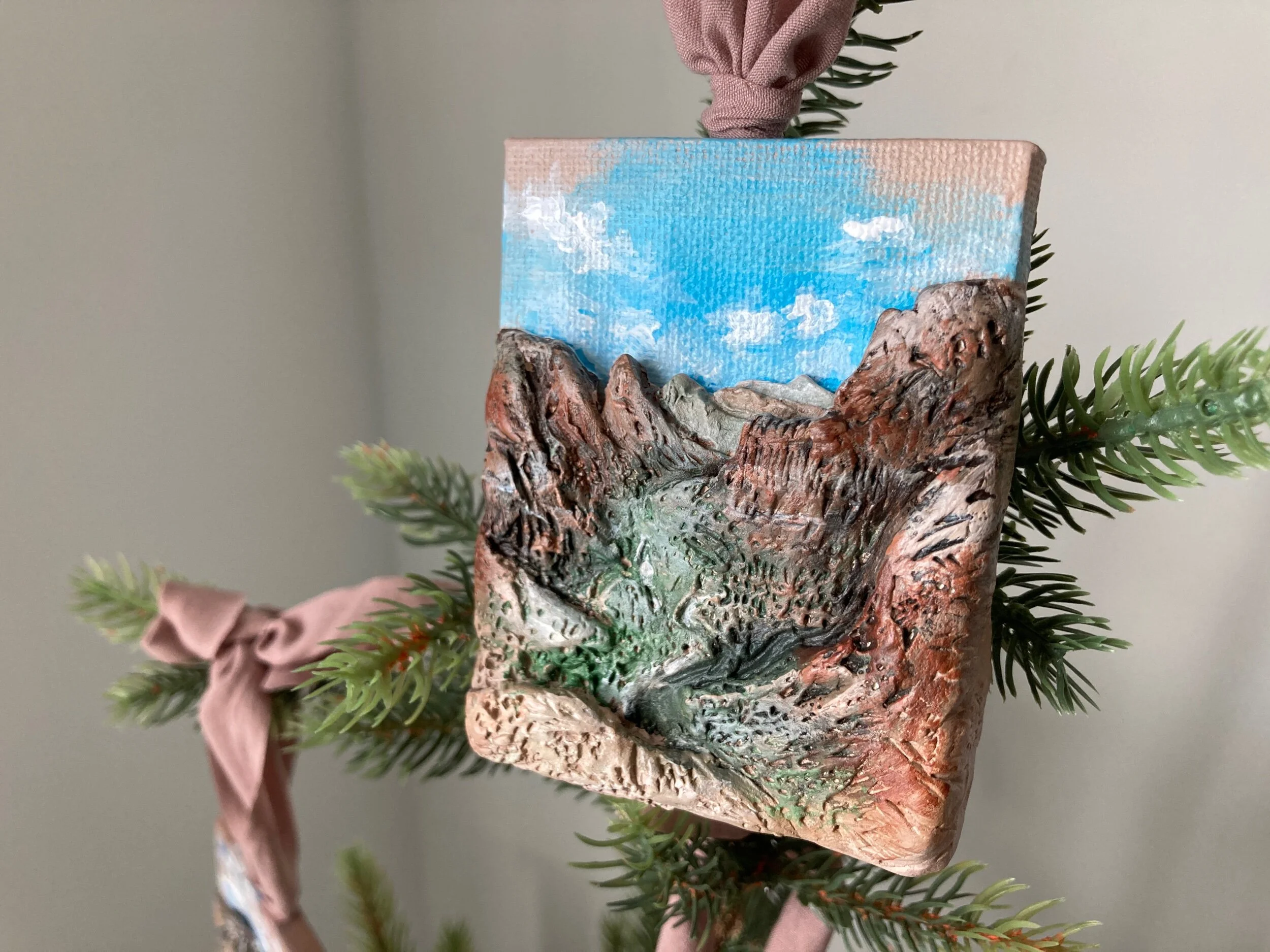 9D426CFD-D79A-4D4C-91A6-53E0B9FD3523