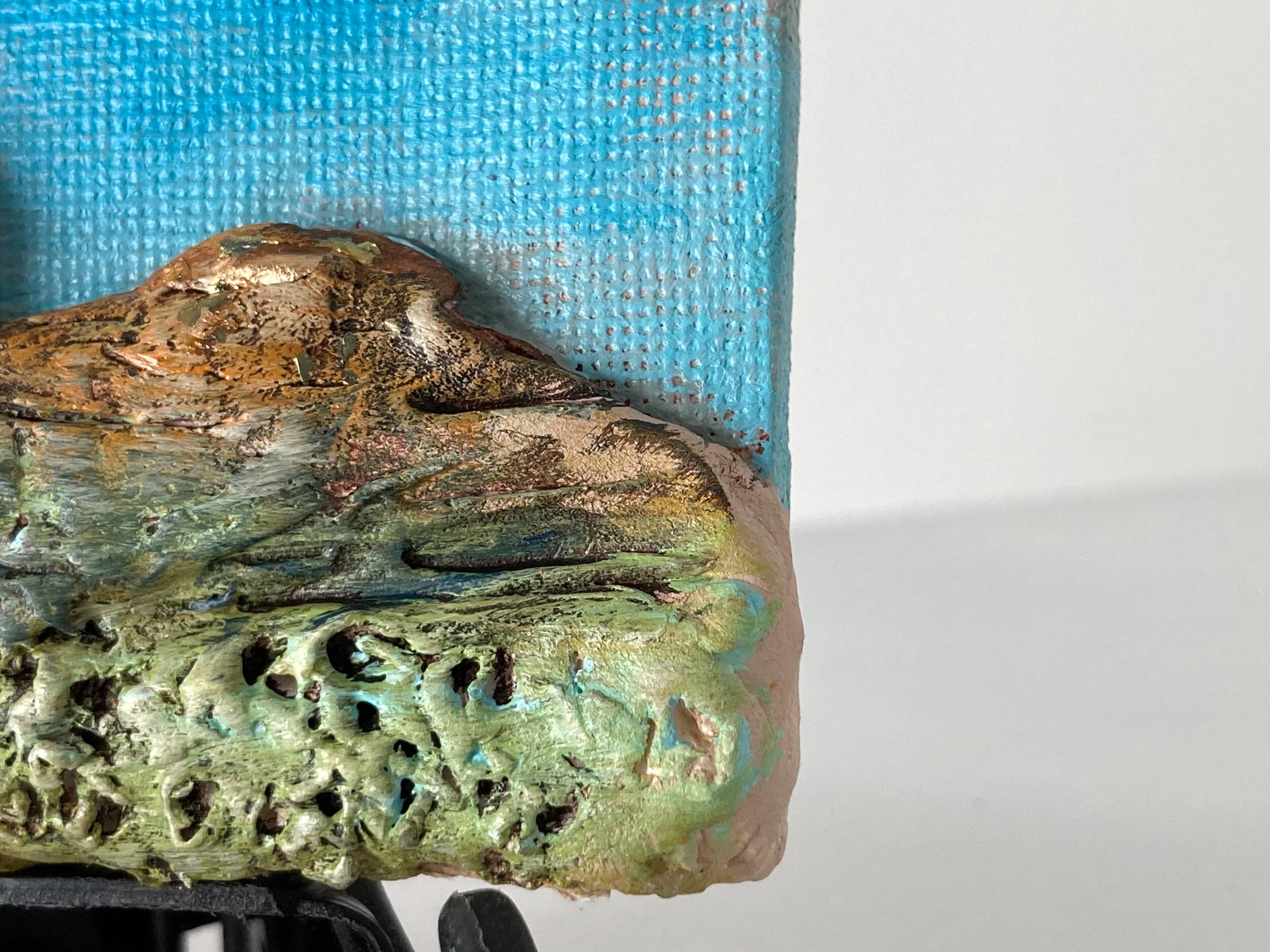 63FEE3EE-4C58-40A0-AA9C-B90B4279018E