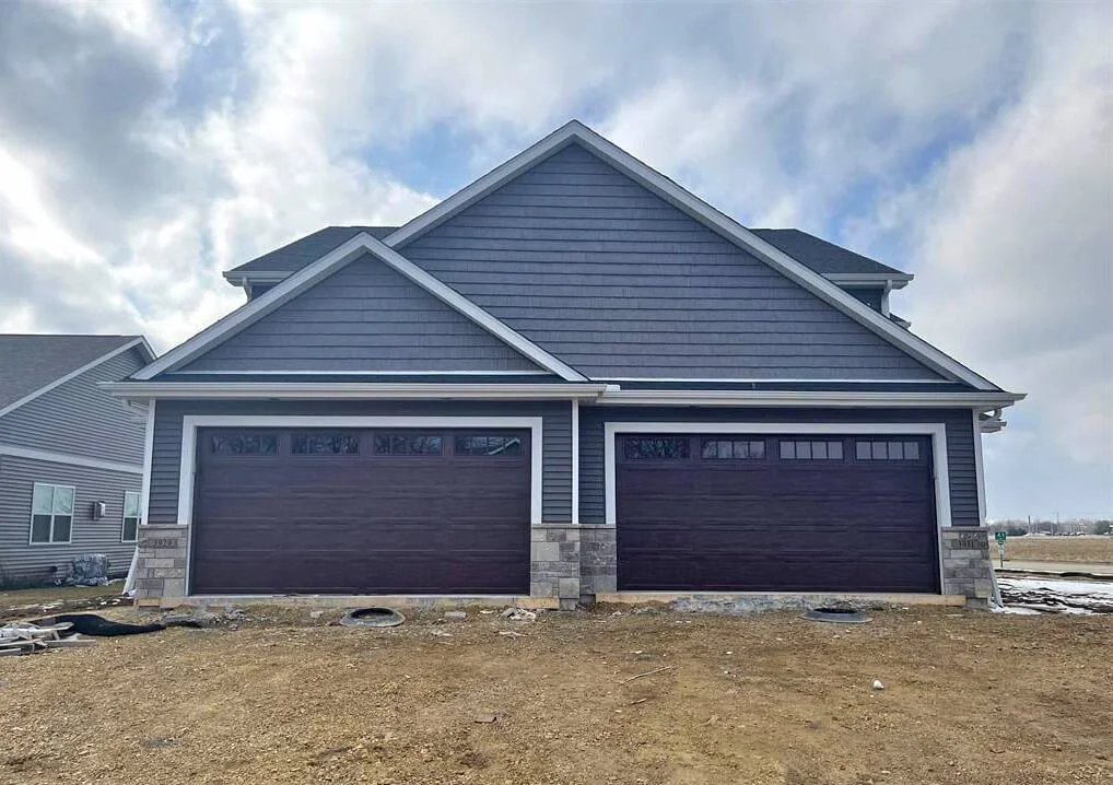 Twin Townhome For Sale 3929 / 3931 Tanglewood Place, Janesville • LOT 28 — Next Generation