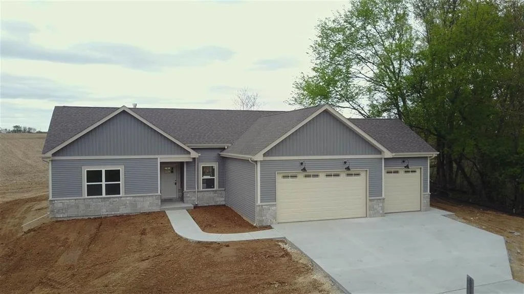 Home For Sale 660 Kelsey • Lot 7 — Next Generation New Home Construction Beloit, WI