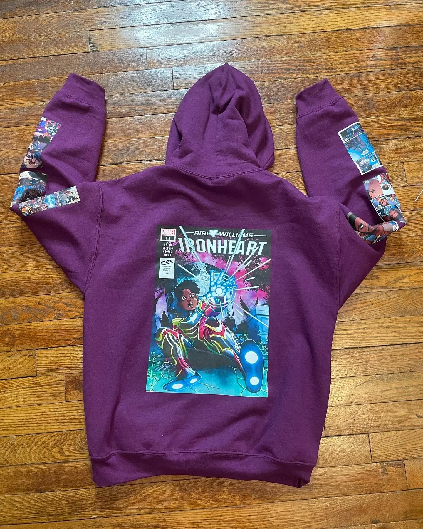 IronHeart Issue #11 2018 - AKIO'S EDITION PLUM HOODIE