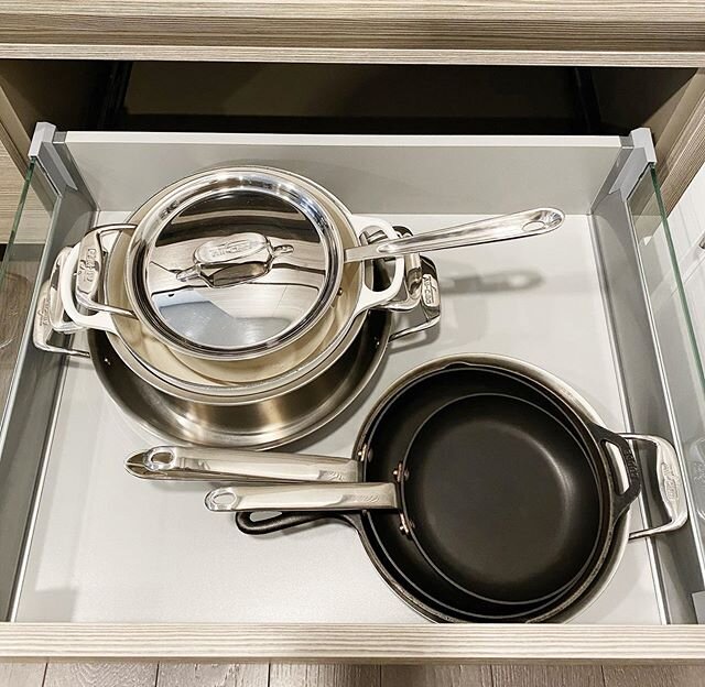 Like everyone has been saying, we&rsquo;re all spending A LOT of time in the kitchen‼️With that being said, how are your pots and pans holding up? Are they in good condition or on their last leg? Are they in the best functional location? Take a minut