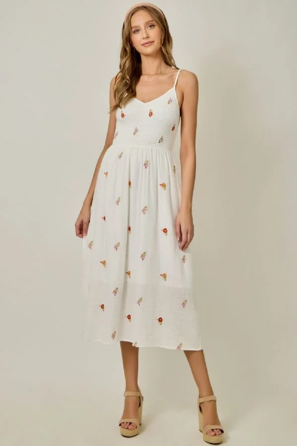T_61464-Off White_02.jpg