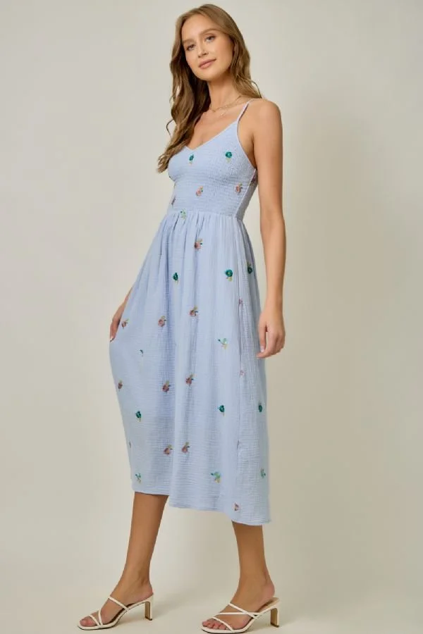 T_61464-Soft Blue_04.jpg