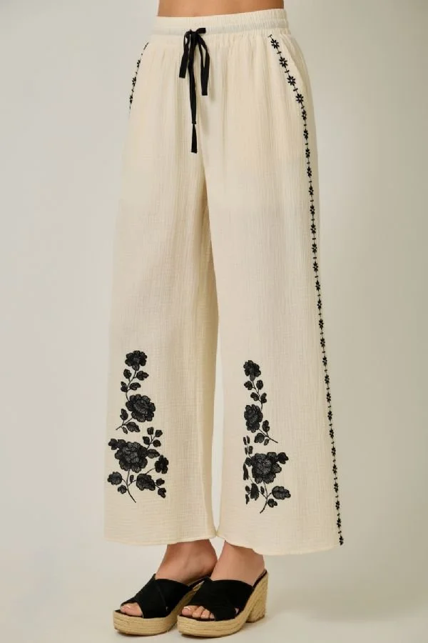 T_71008-Ivory_03.jpg