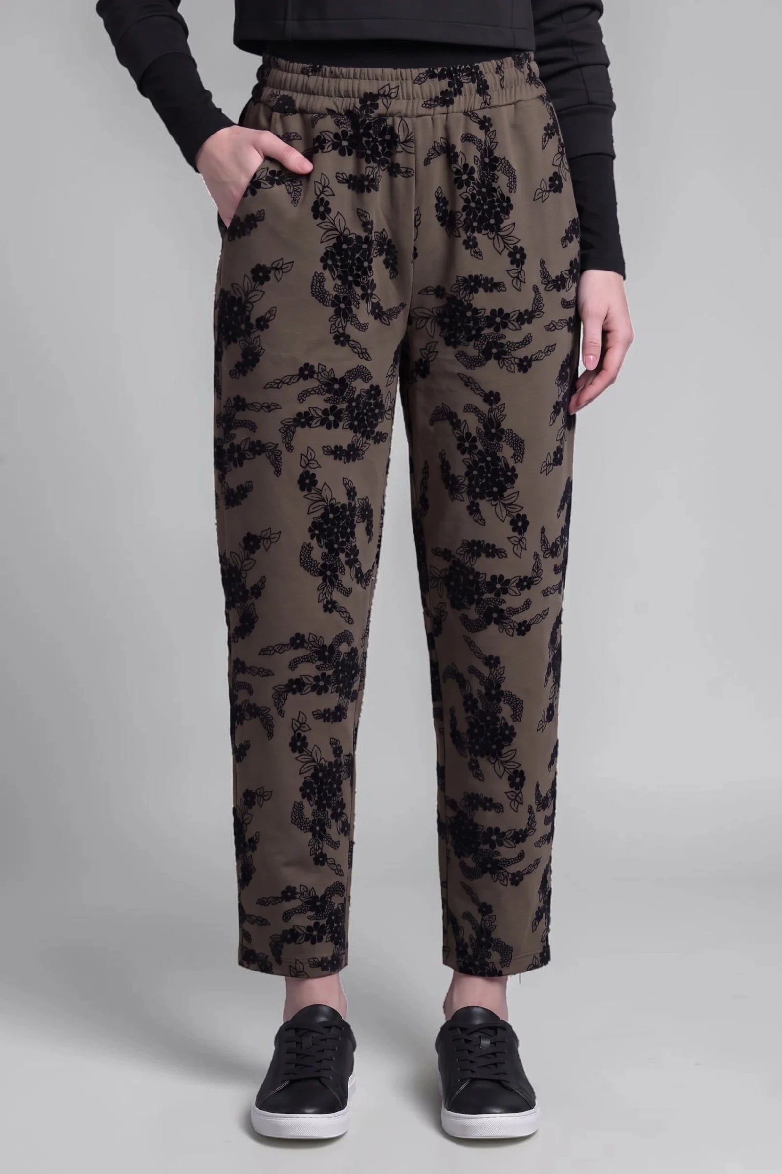 Brown Floral Chic Trousers
