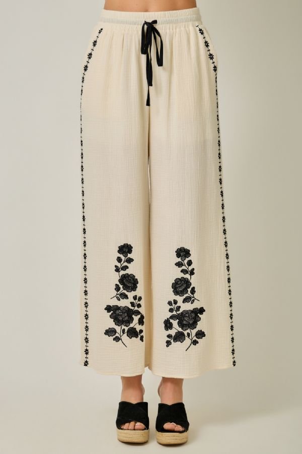 T_71008-Ivory_01.jpg