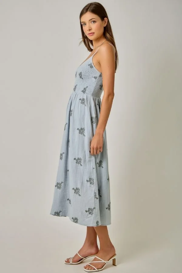 T_61431-Soft Blue_04.jpg