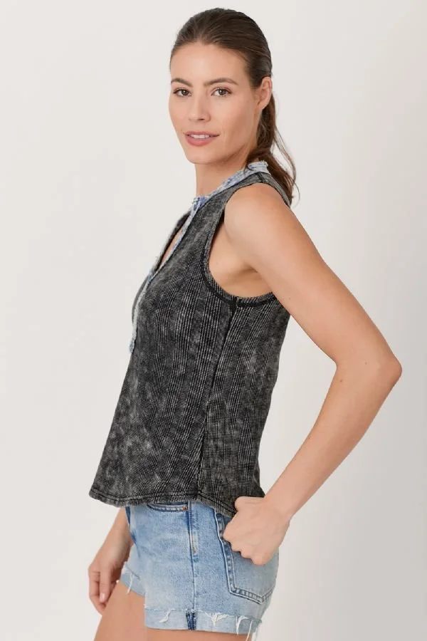 T_60465-Black_04.jpeg