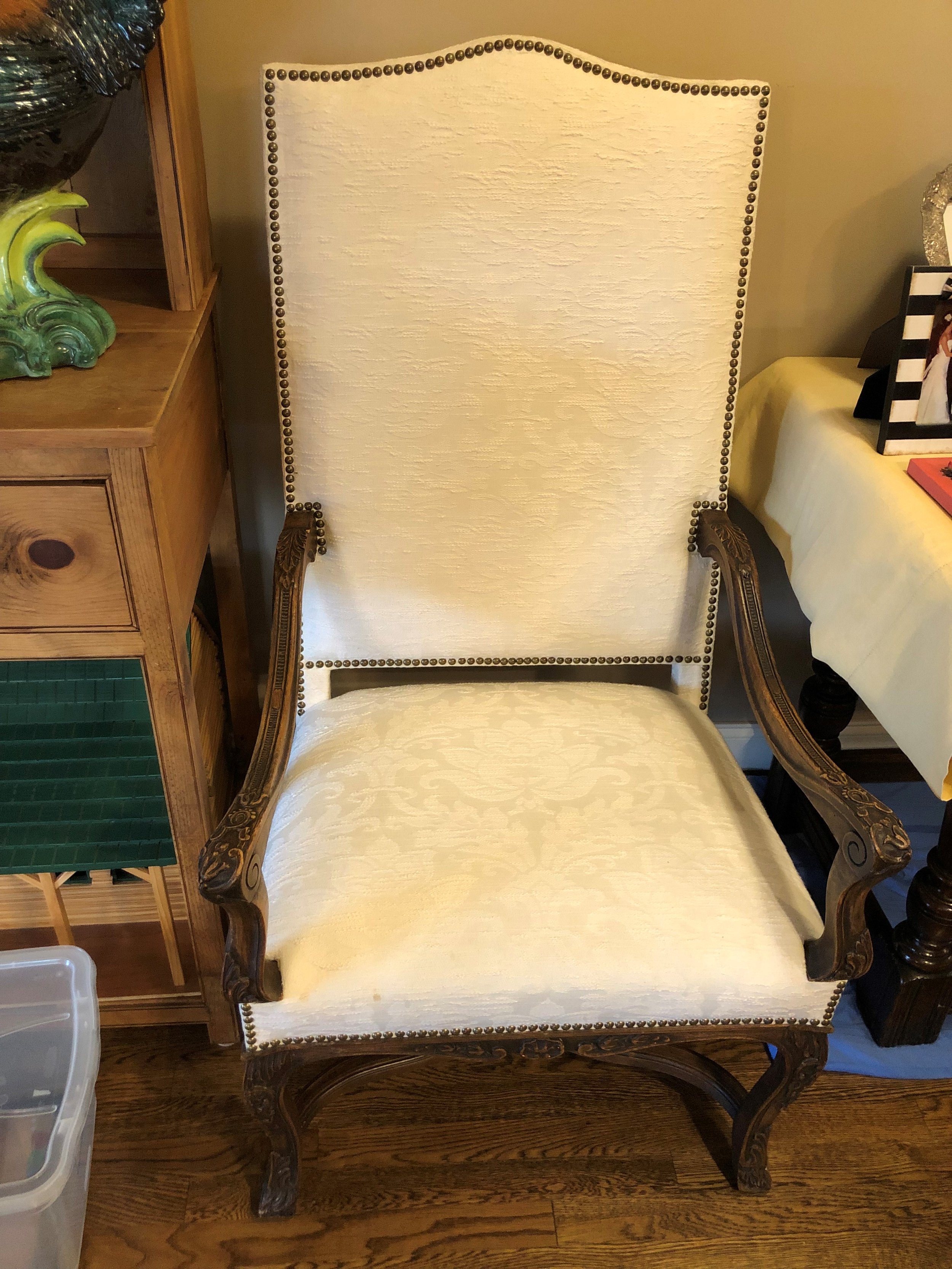 beige chair.jpg