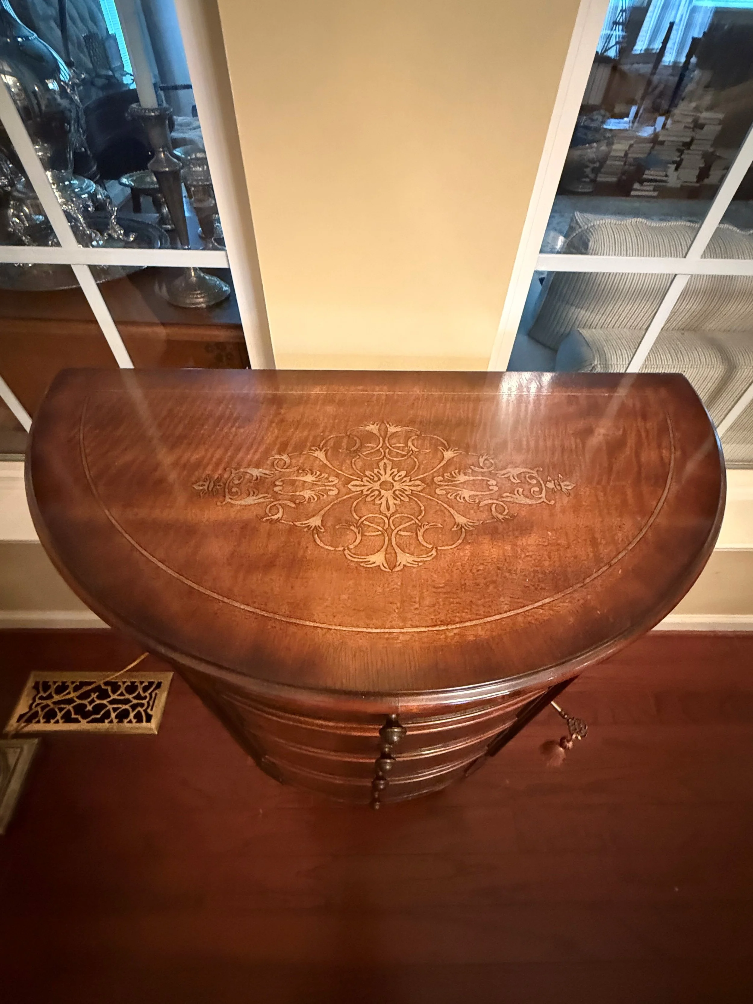 four drawer rounded table top.jpg