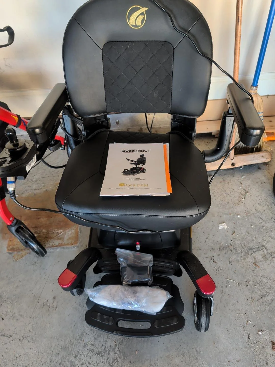 Golden Buzz-About Power Chair.jpg