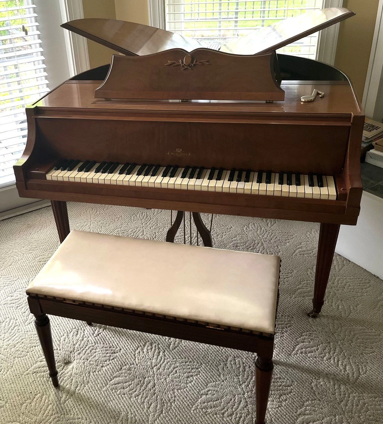 piano 3.jpg