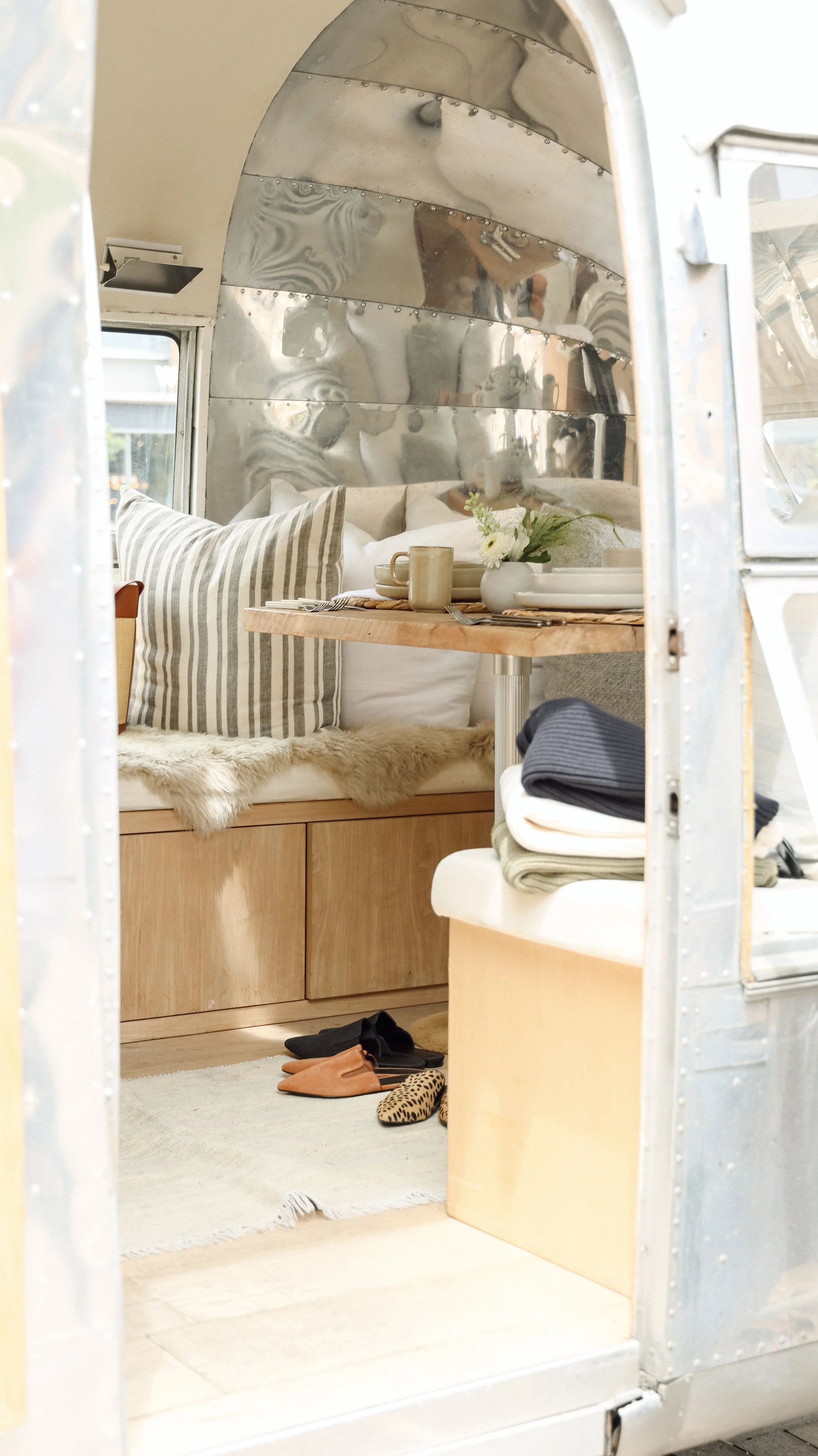 Jenni Kayne Pop-up Denver by Nicole Schmiedl