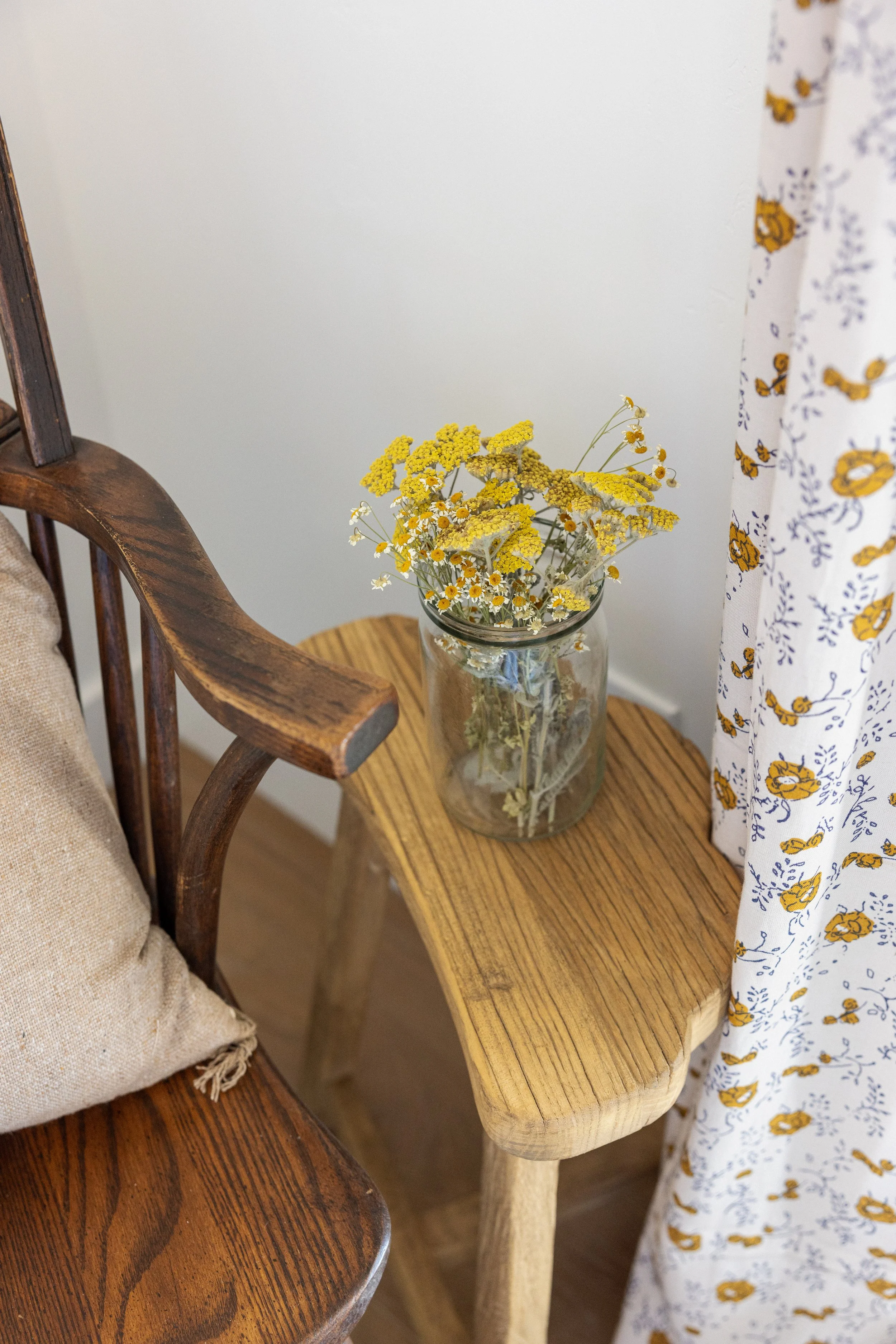 Studio_JL_Yellow Door_Nicole Schmiedl-050.jpg