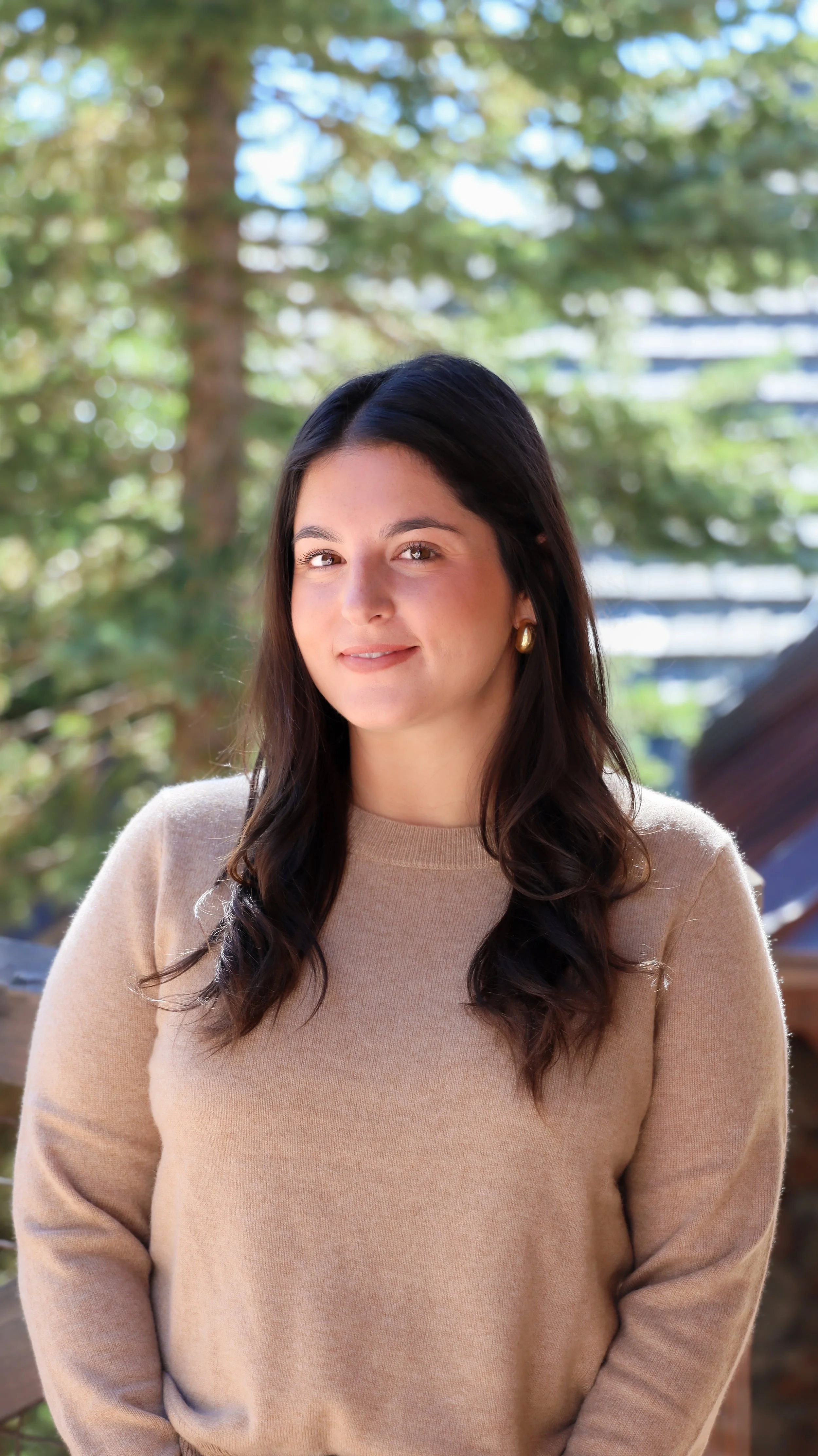 Ebru Altuner Kaufman, Founder of Apres Report, by Nicole Schmiedl Photography