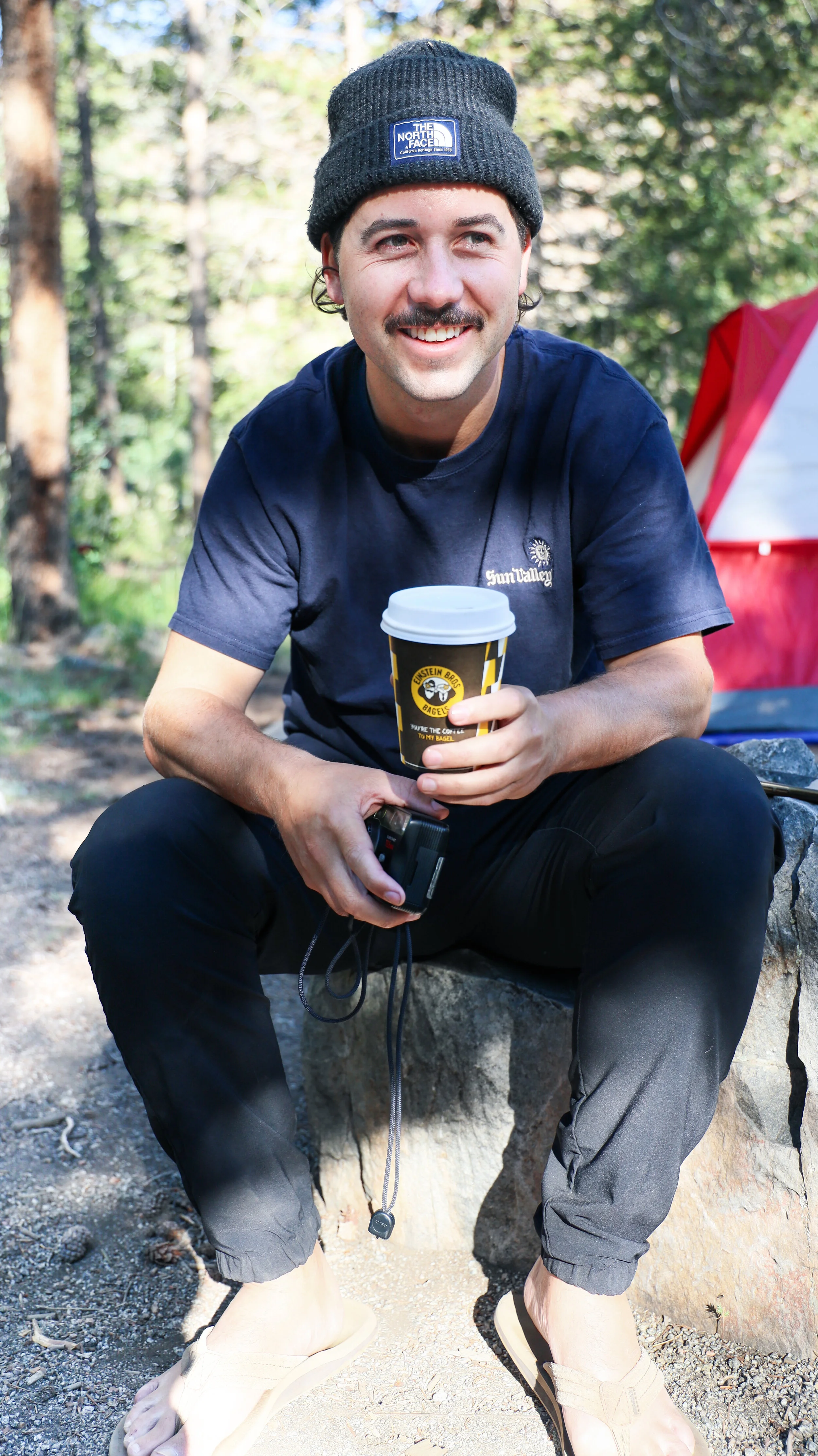 NicoleSchmiedl_EinsteinsBagels-63.jpg