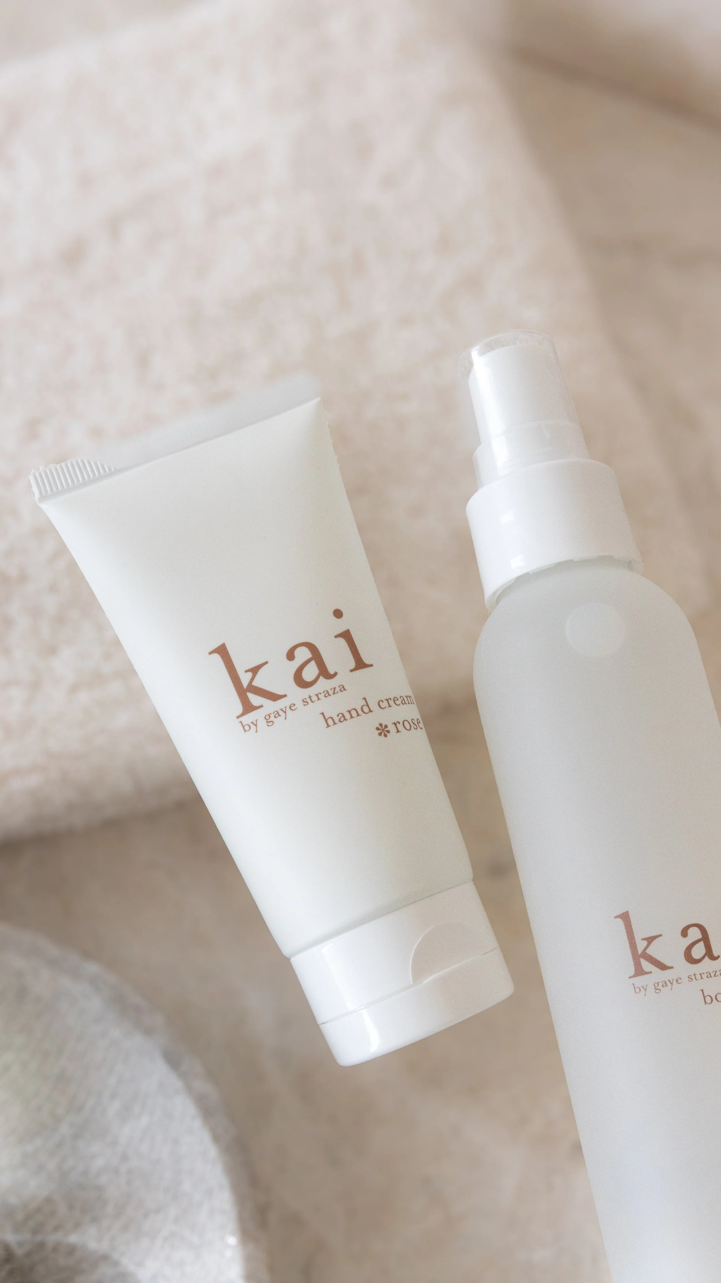 Kai_March 2024_rose perfume oil, body glow, hand cream%0A_Nicole Schmiedl-13.jpg