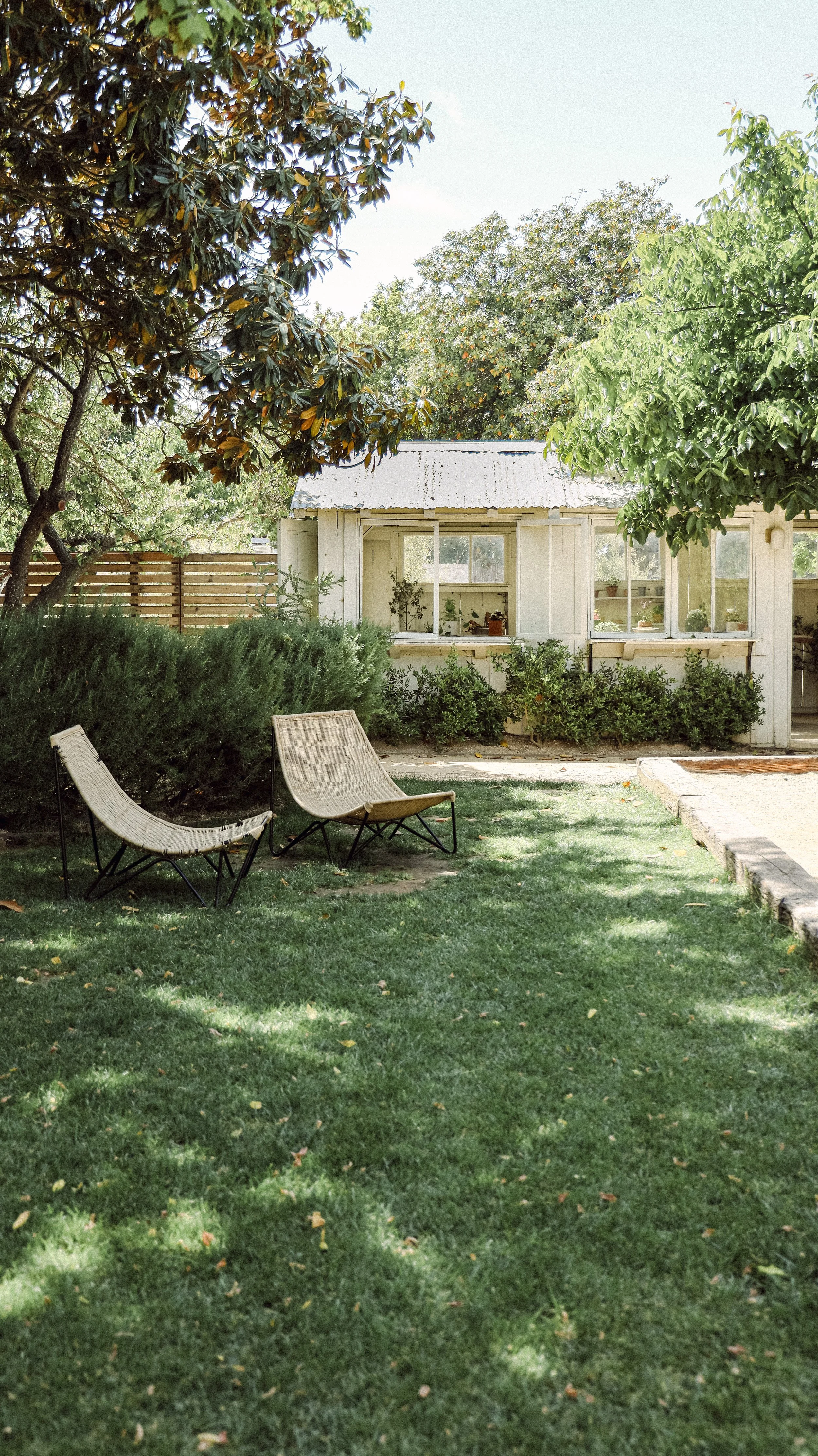 Bodega Los Alamos by Nicole Schmiedl 