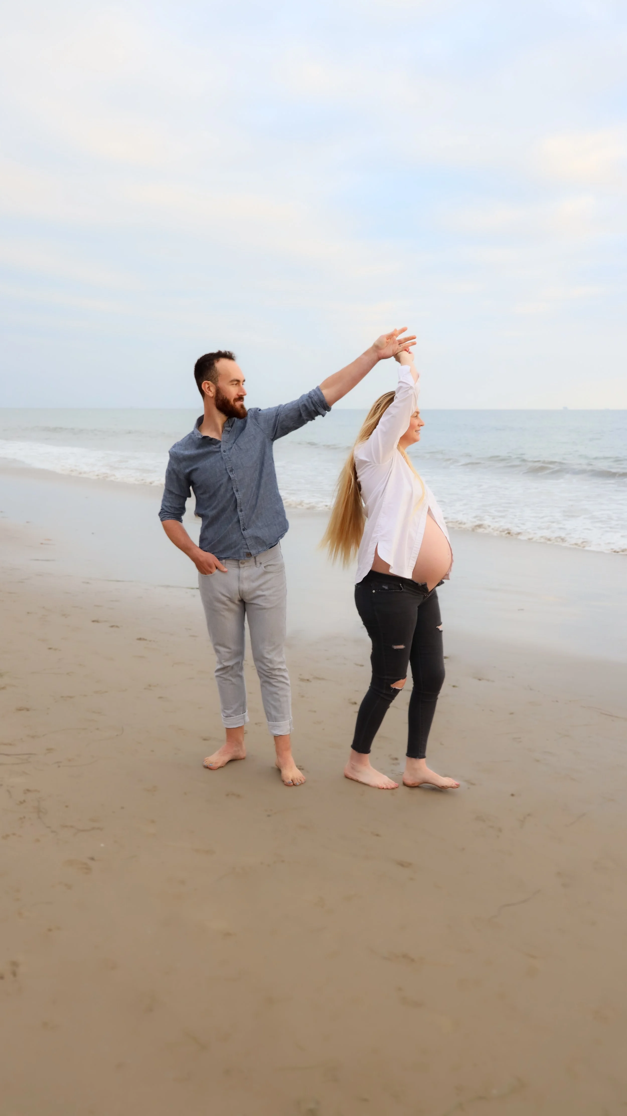 Santa Barbara Maternity Photography: Perlin Family's Precious Moments with Nicole Schmiedl