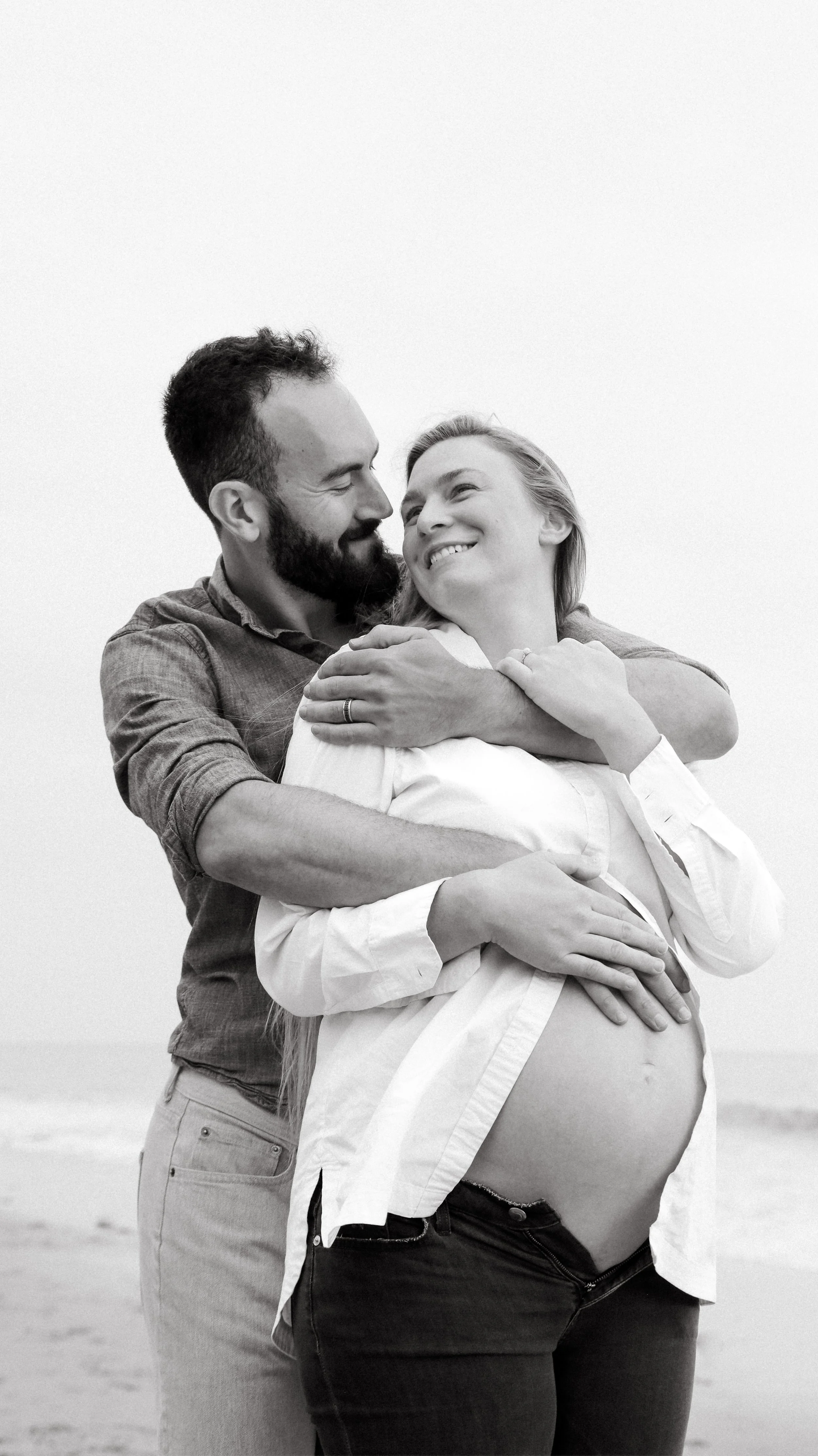 Nicole Schmiedl Maternity Photography: Perlin Family's Beautiful Santa Barbara Beach Portrait

