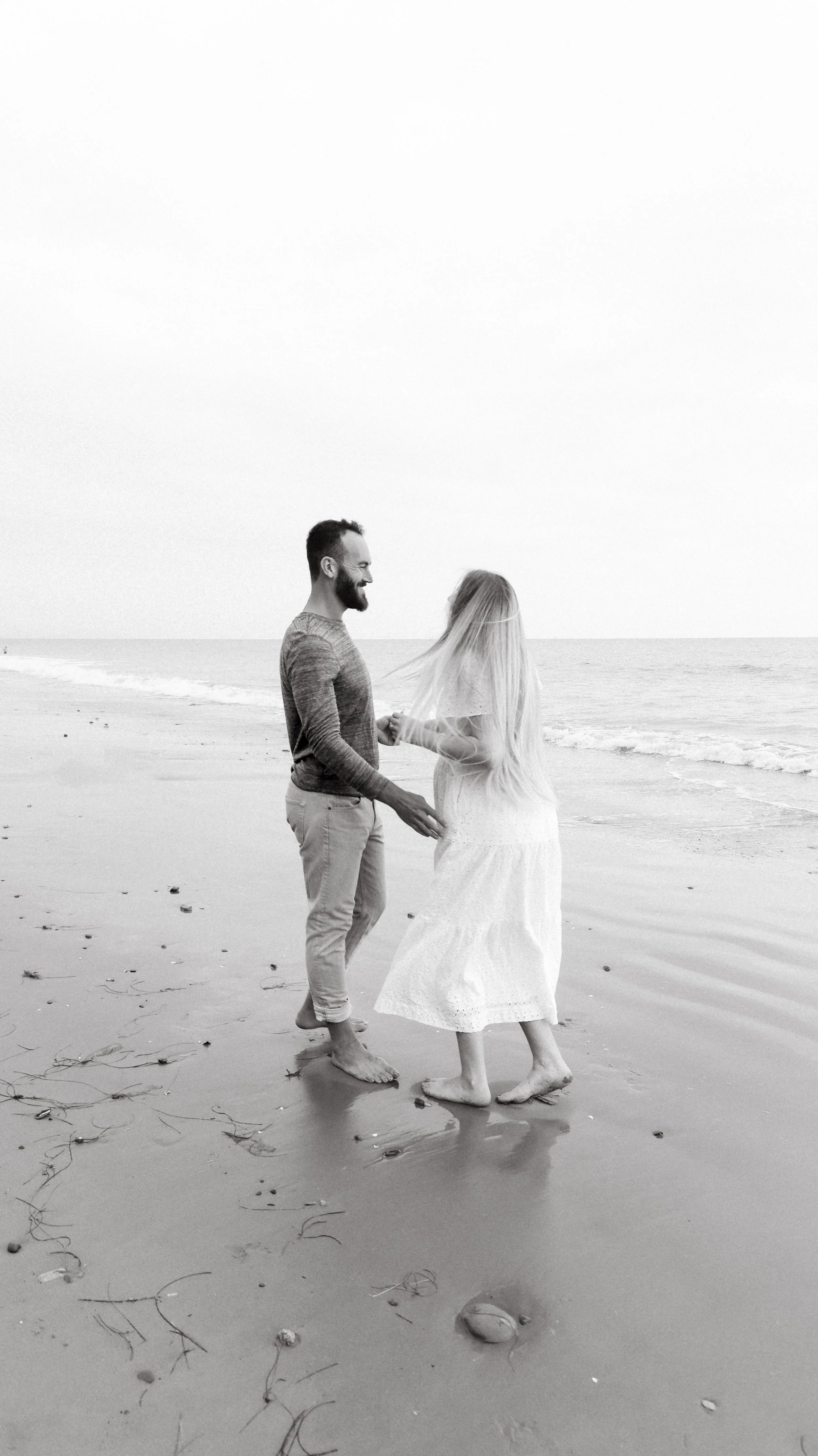 Nicole Schmiedl Maternity Photography: Perlin Family's Beautiful Santa Barbara Beach Portrait

