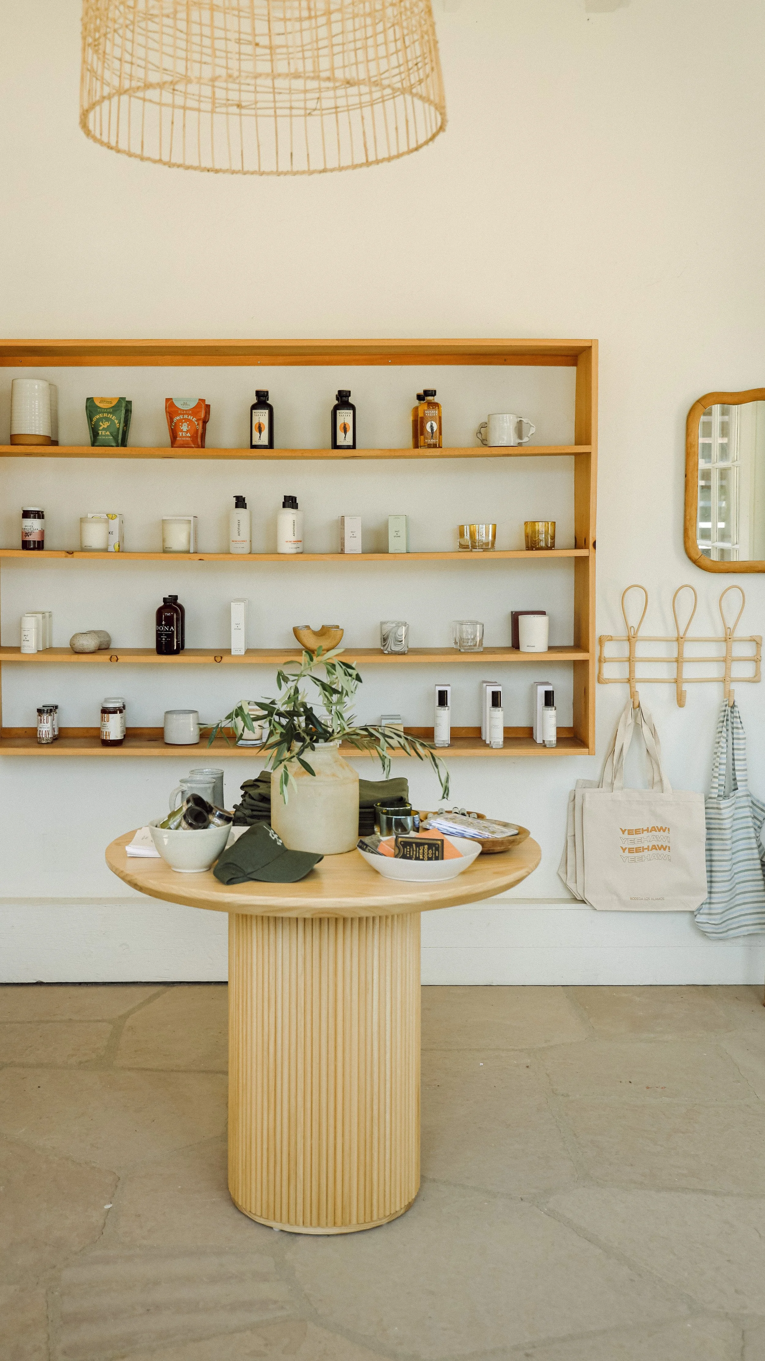 Bodega Los Alamos by Nicole Schmiedl 