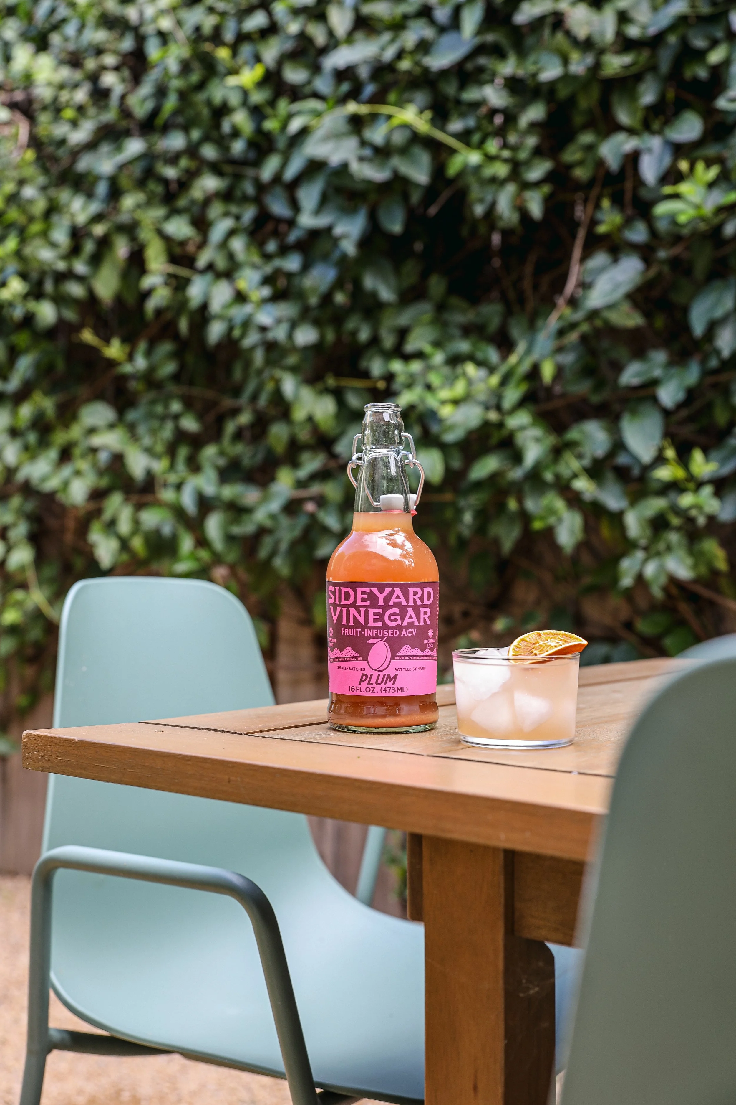 Nicole Schmiedl_Sideyard Shrubs-01.jpg