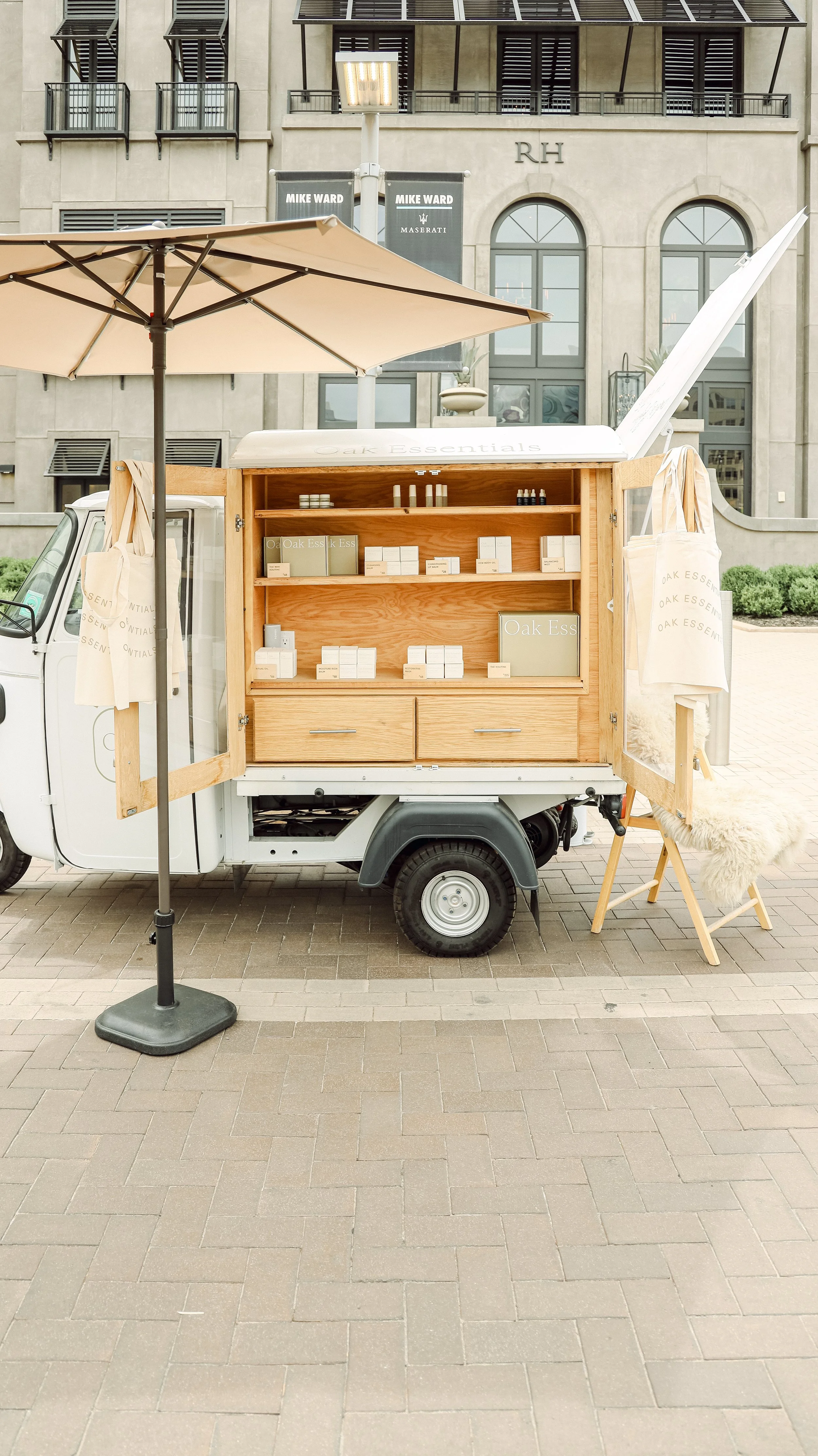 Oak Essentials x Jenni Kayne Pop-up Denver by Nicole Schmiedl